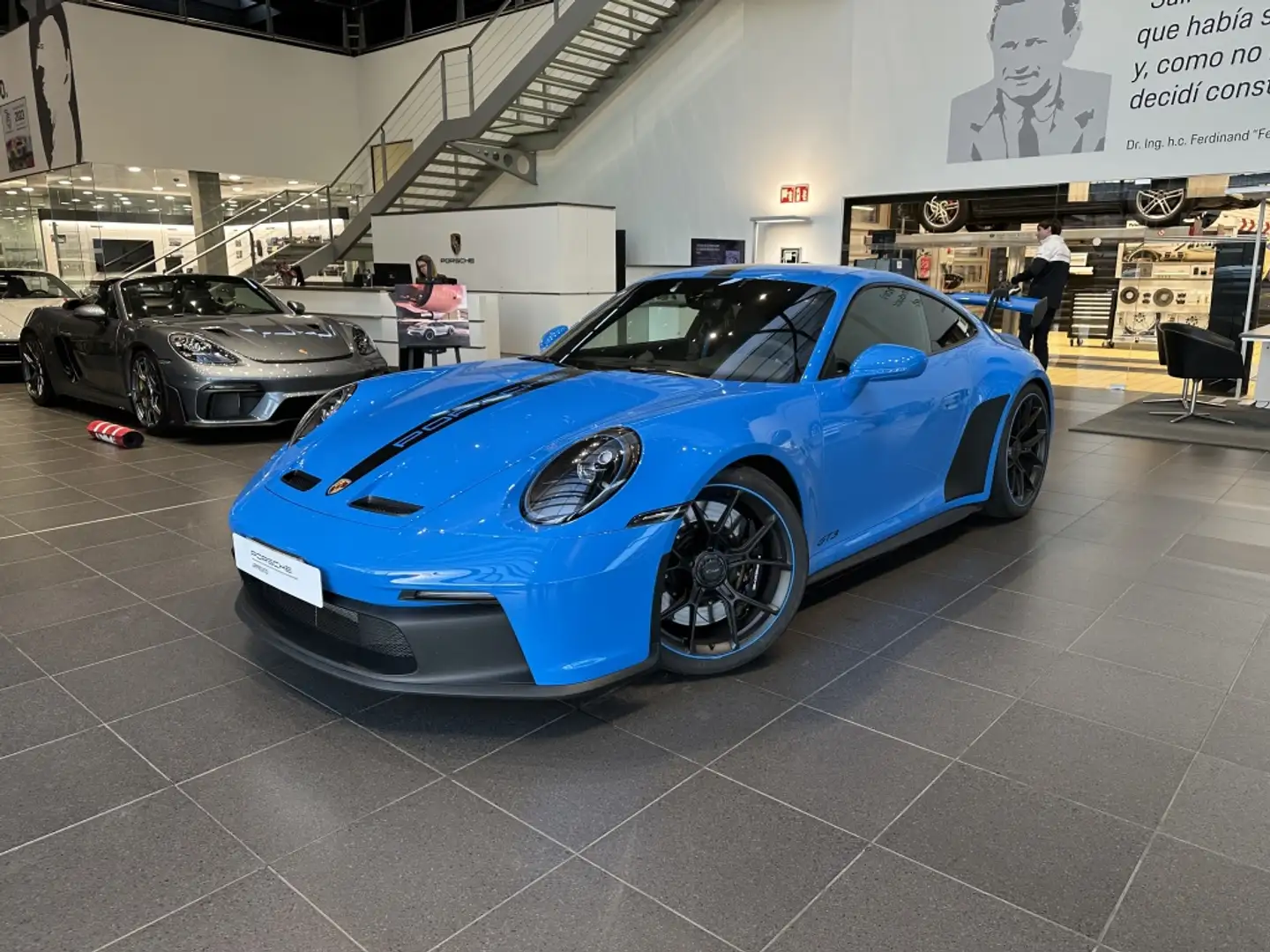 Porsche 992 GT3 PDK Bleu - 1