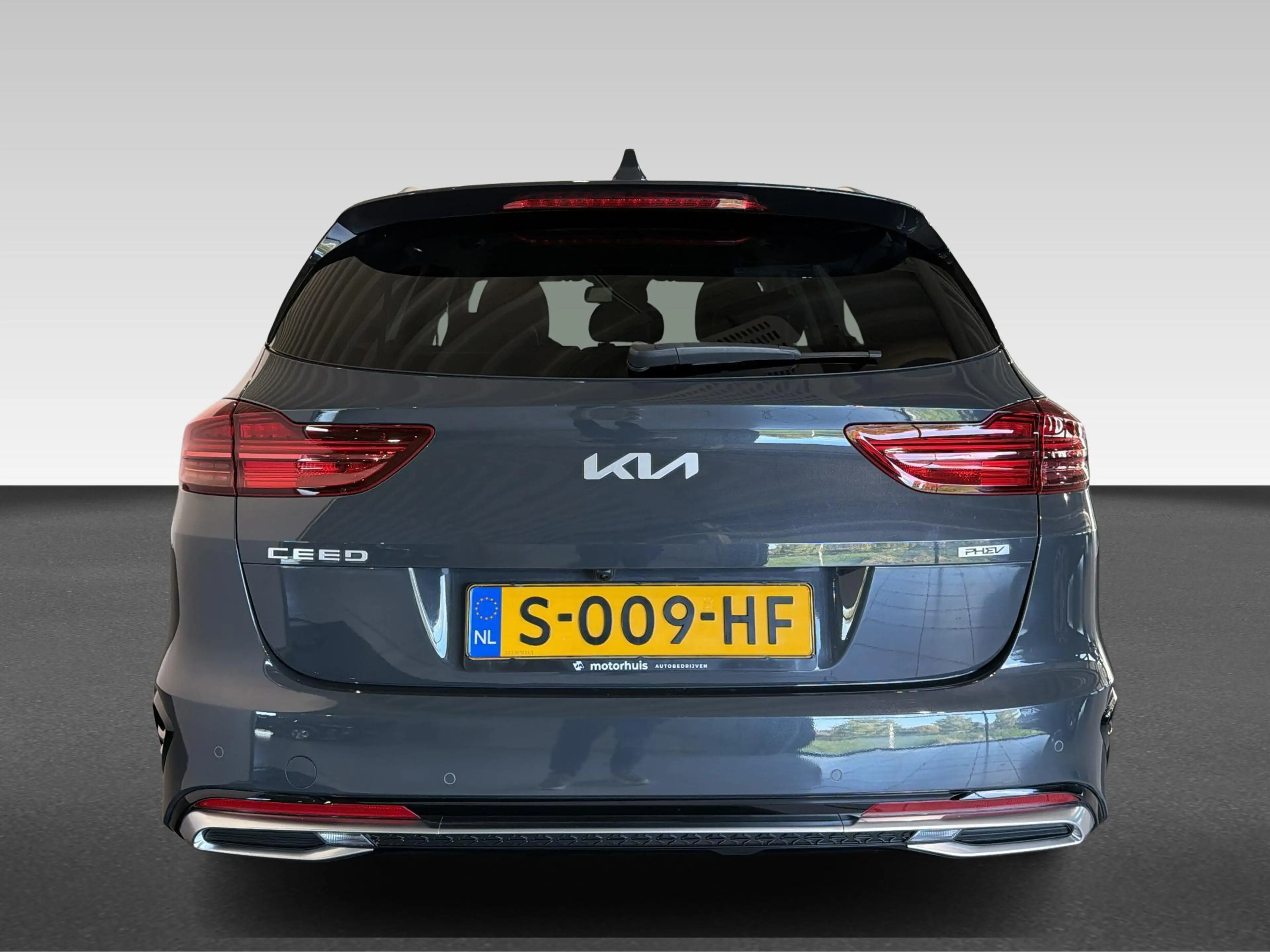 Kia Ceed SW / cee'd SW Sportswagon 1.6 GDI PHEV DynamicPlusLine — photo 10