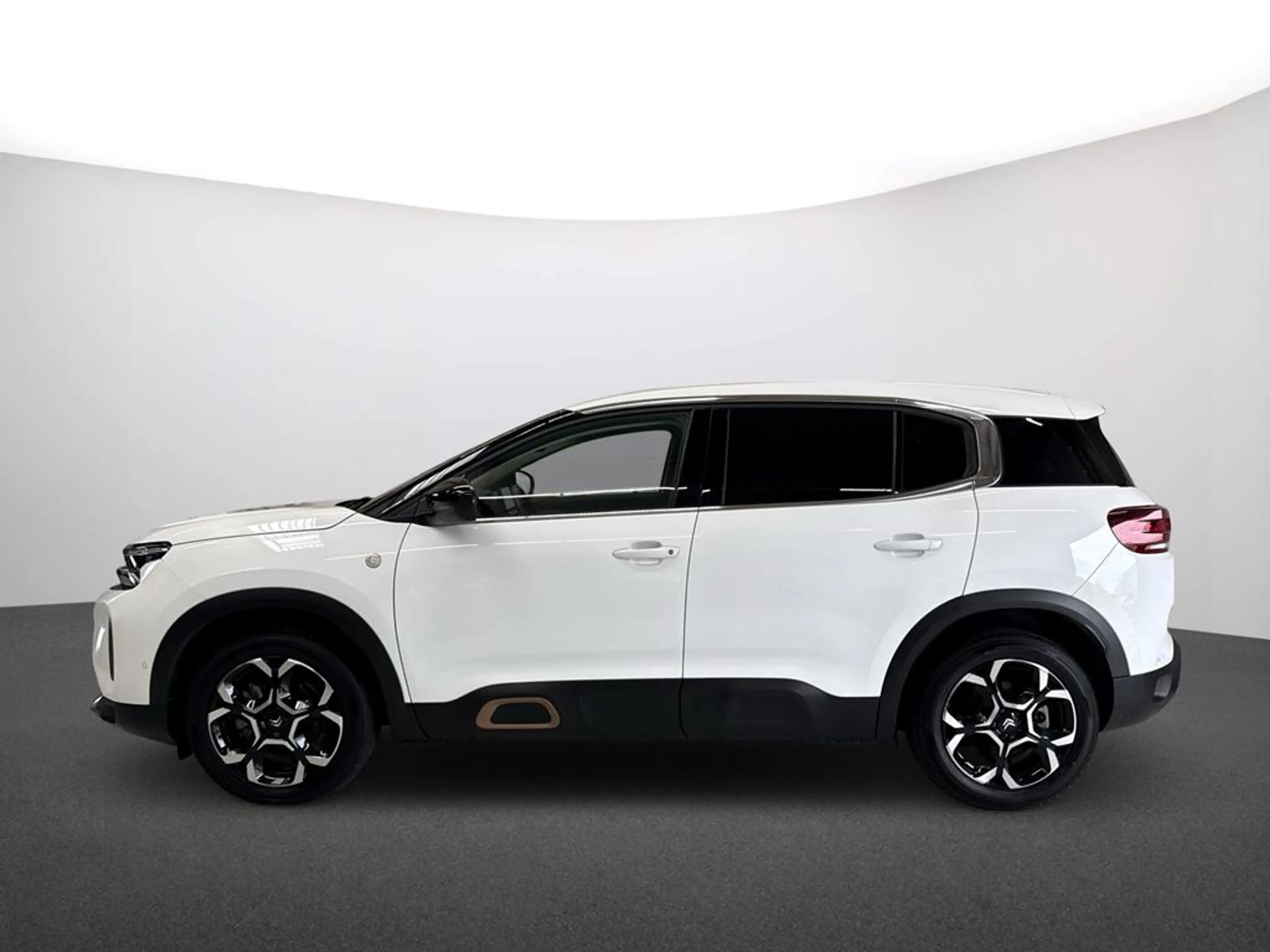 Citroen C5 Aircross Hybrid 1 — photo 5