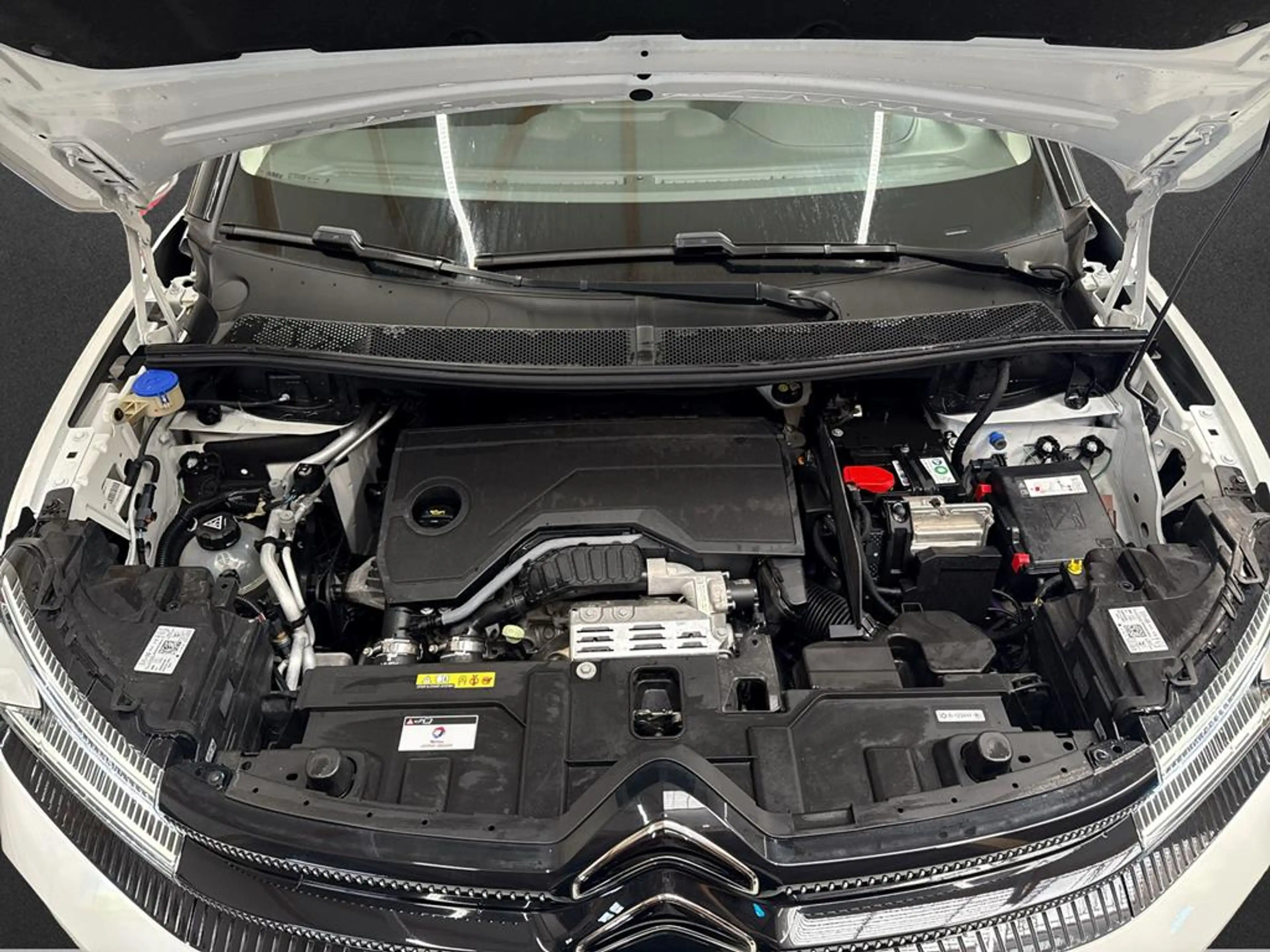 Citroen C5 Aircross Hybrid 1 — photo 8