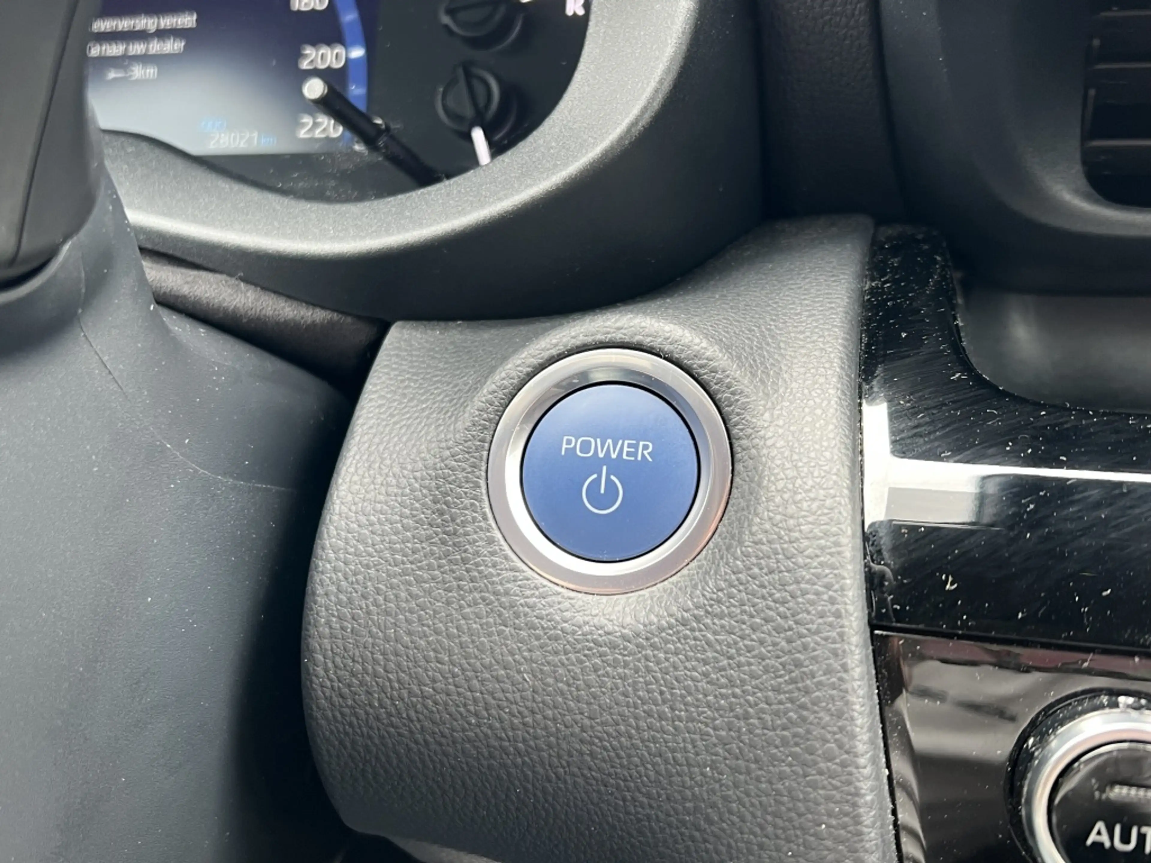 Toyota Yaris Cross 1.5 Hybrid 116pk Dynamic Comfort pack | Parkeersen — photo 28