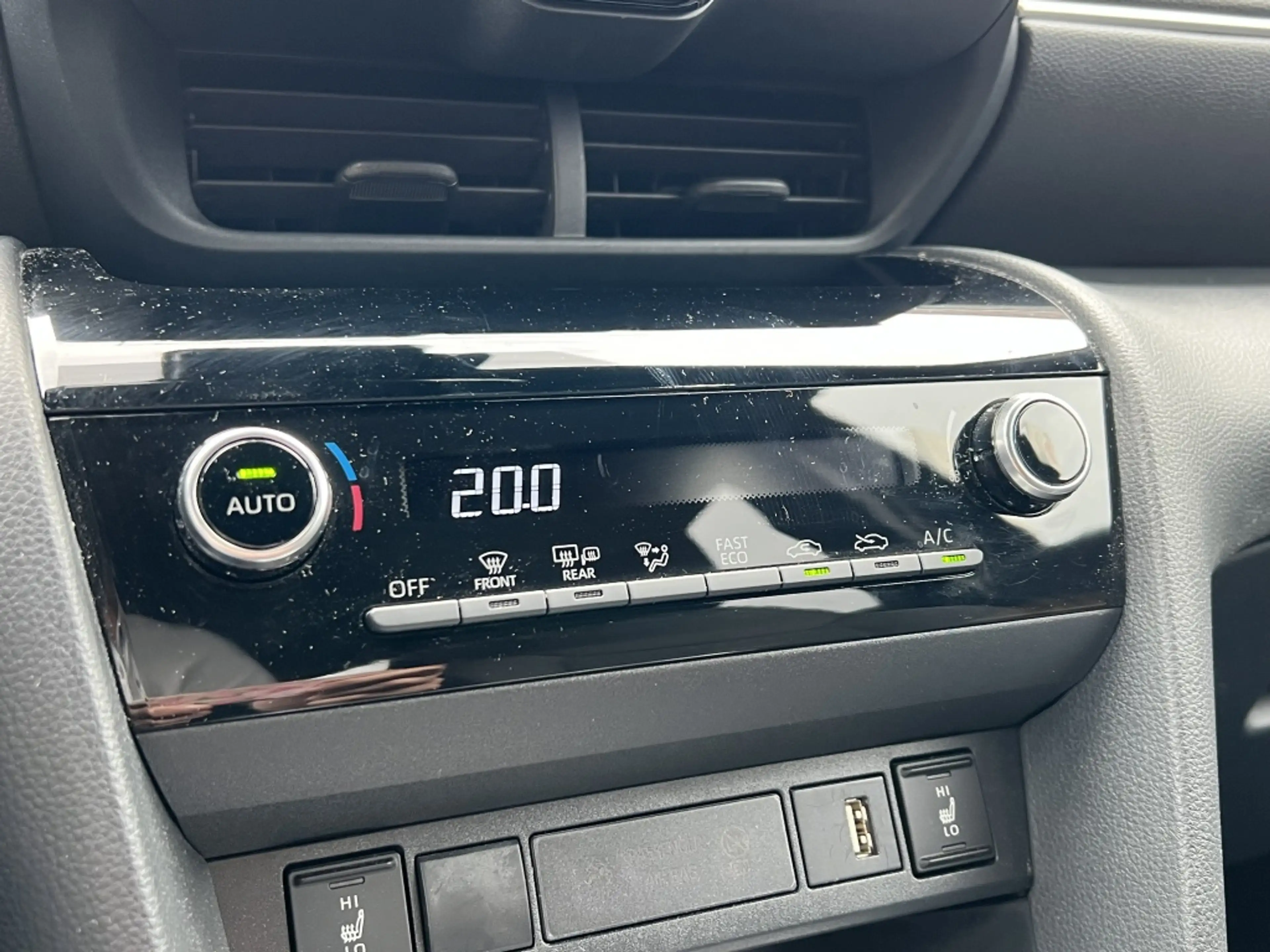 Toyota Yaris Cross 1.5 Hybrid 116pk Dynamic Comfort pack | Parkeersen — photo 36