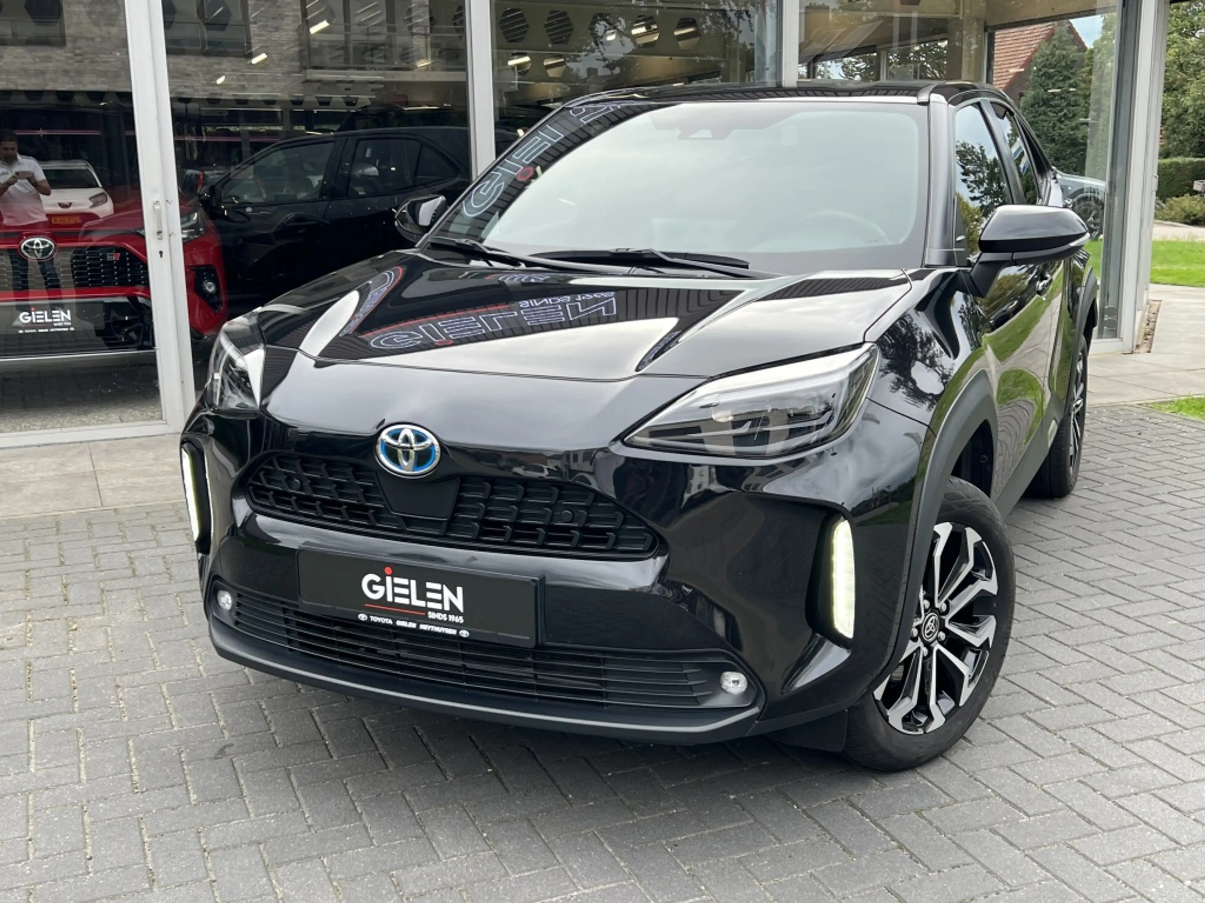 Toyota Yaris Cross 1.5 Hybrid 116pk Dynamic Comfort pack | Parkeersen — photo 40