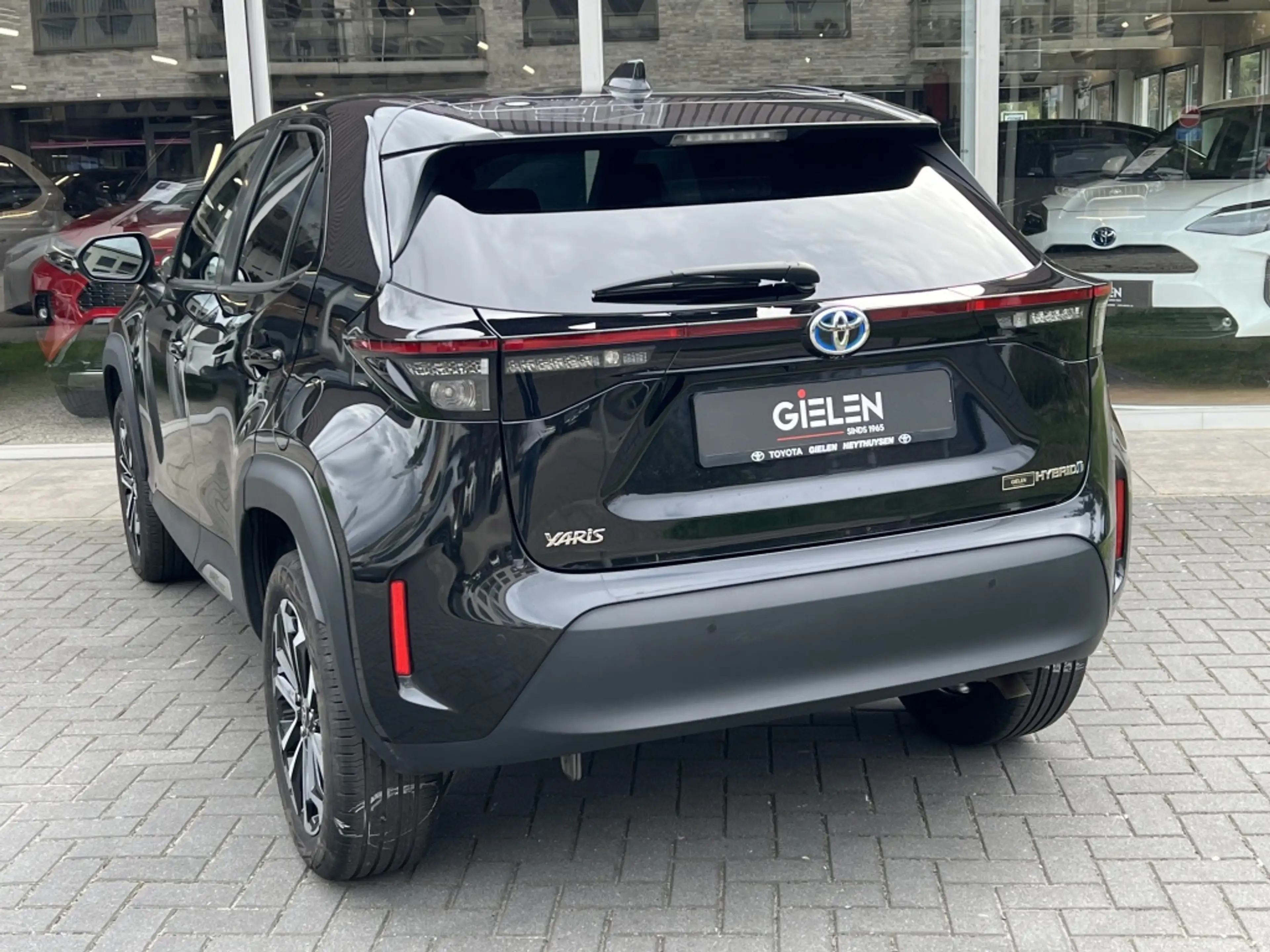 Toyota Yaris Cross 1.5 Hybrid 116pk Dynamic Comfort pack | Parkeersen — photo 14
