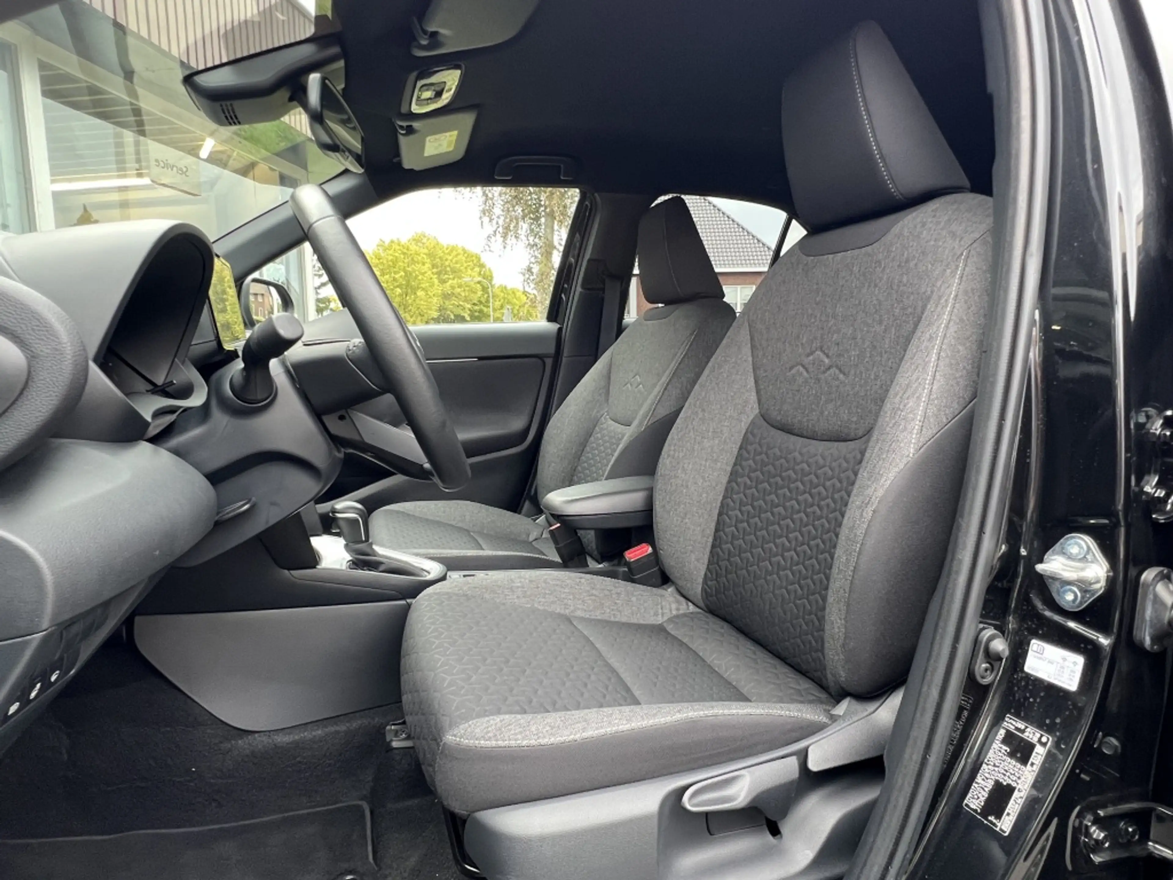 Toyota Yaris Cross 1.5 Hybrid 116pk Dynamic Comfort pack | Parkeersen — photo 19