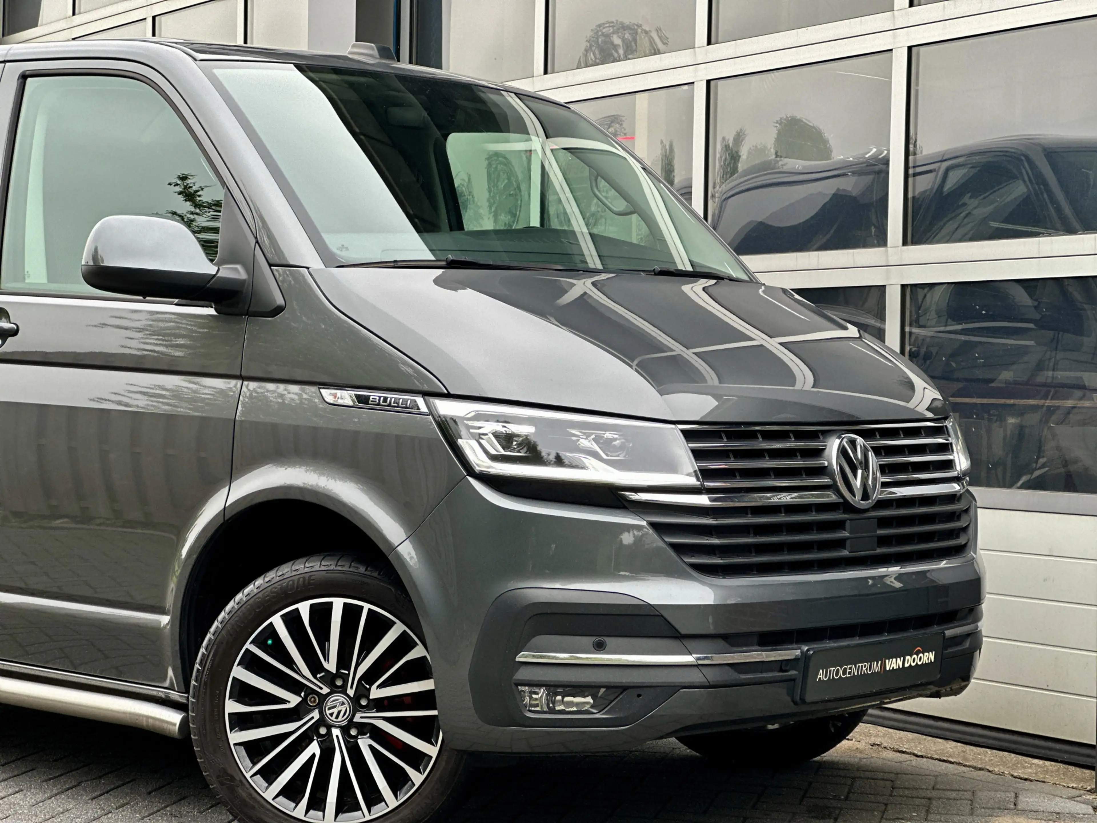 Volkswagen T6.1 Transporter 2.0 TDI | 110pk | Bulli | Digitale cockpit | Adapt — photo 19