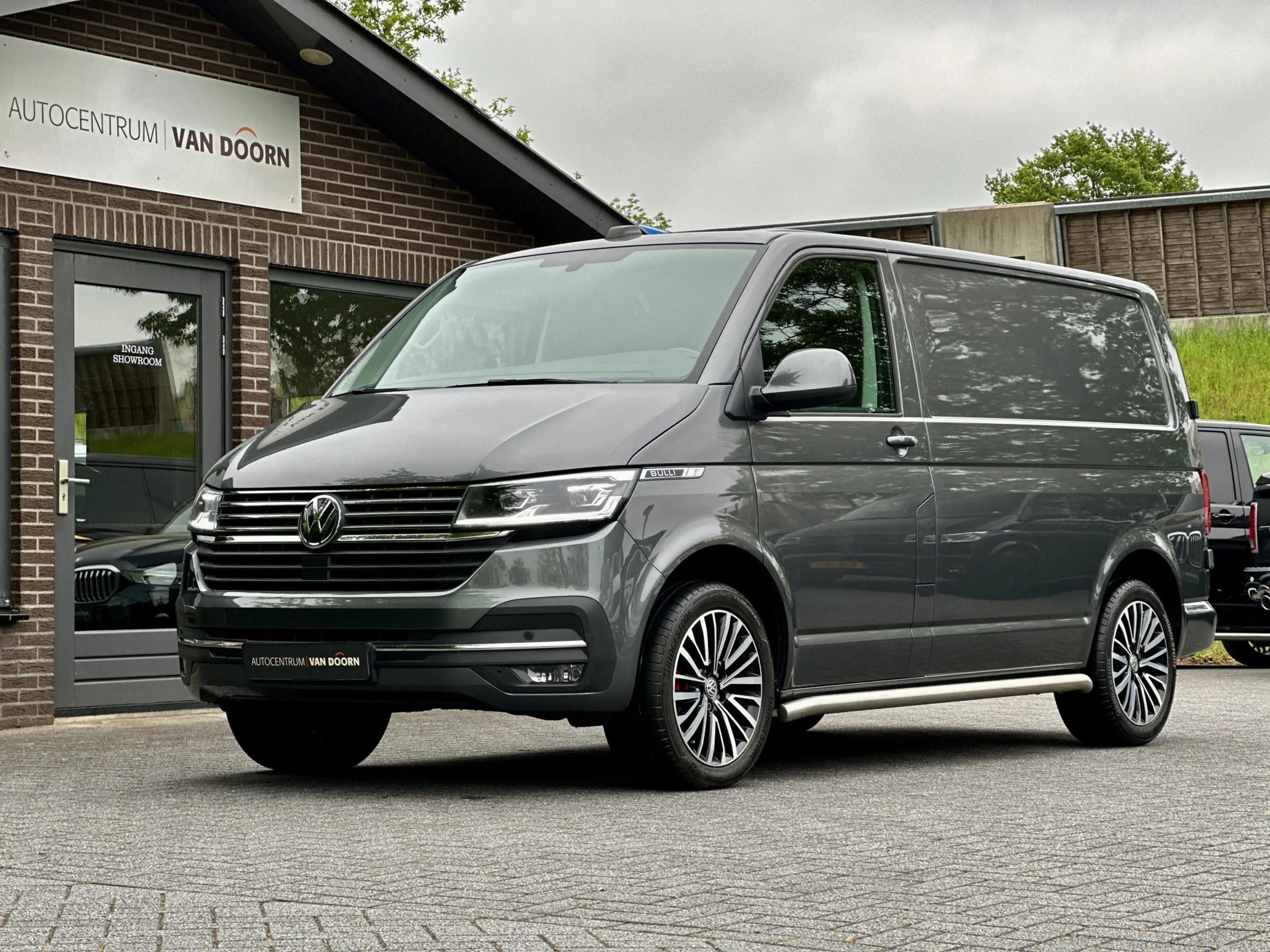 Volkswagen T6.1 Transporter 2.0 TDI | 110pk | Bulli | Digitale cockpit | Adapt — photo 8