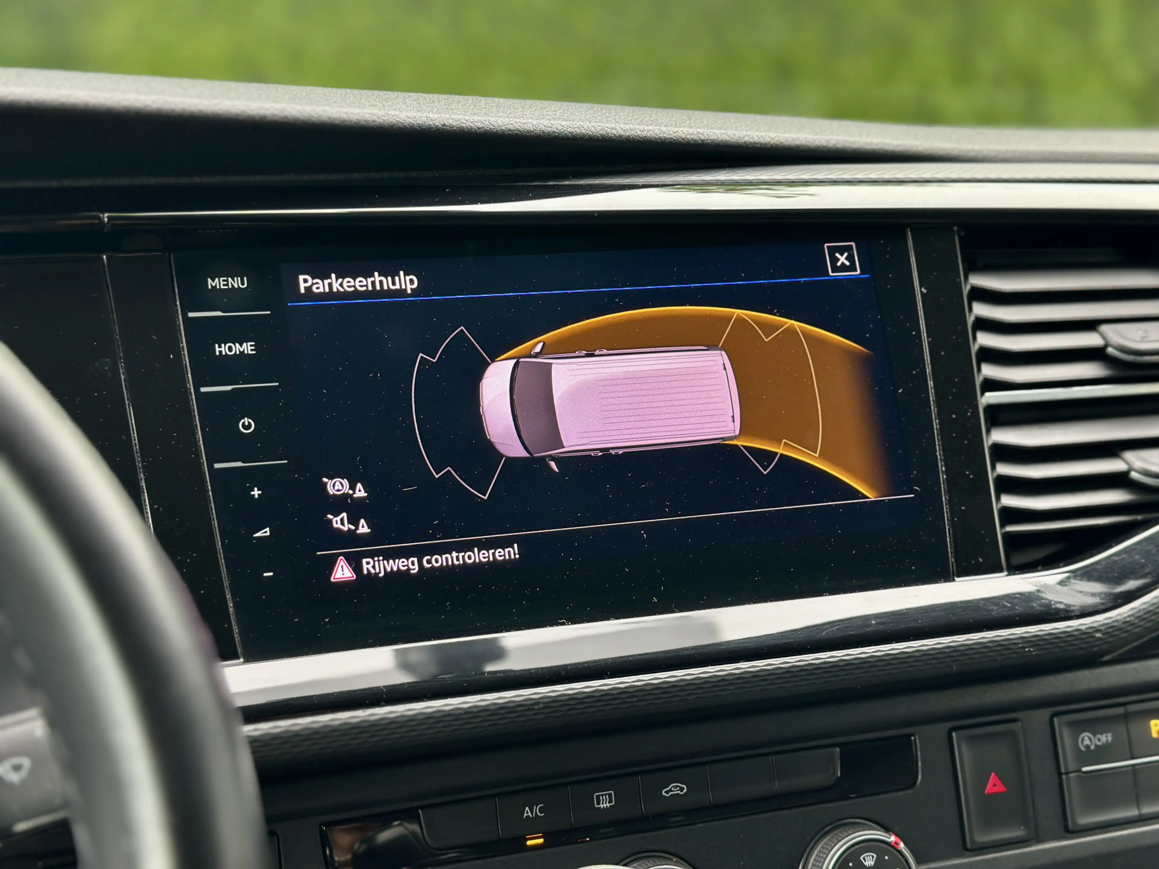 Volkswagen T6.1 Transporter 2.0 TDI | 110pk | Bulli | Digitale cockpit | Adapt — photo 15