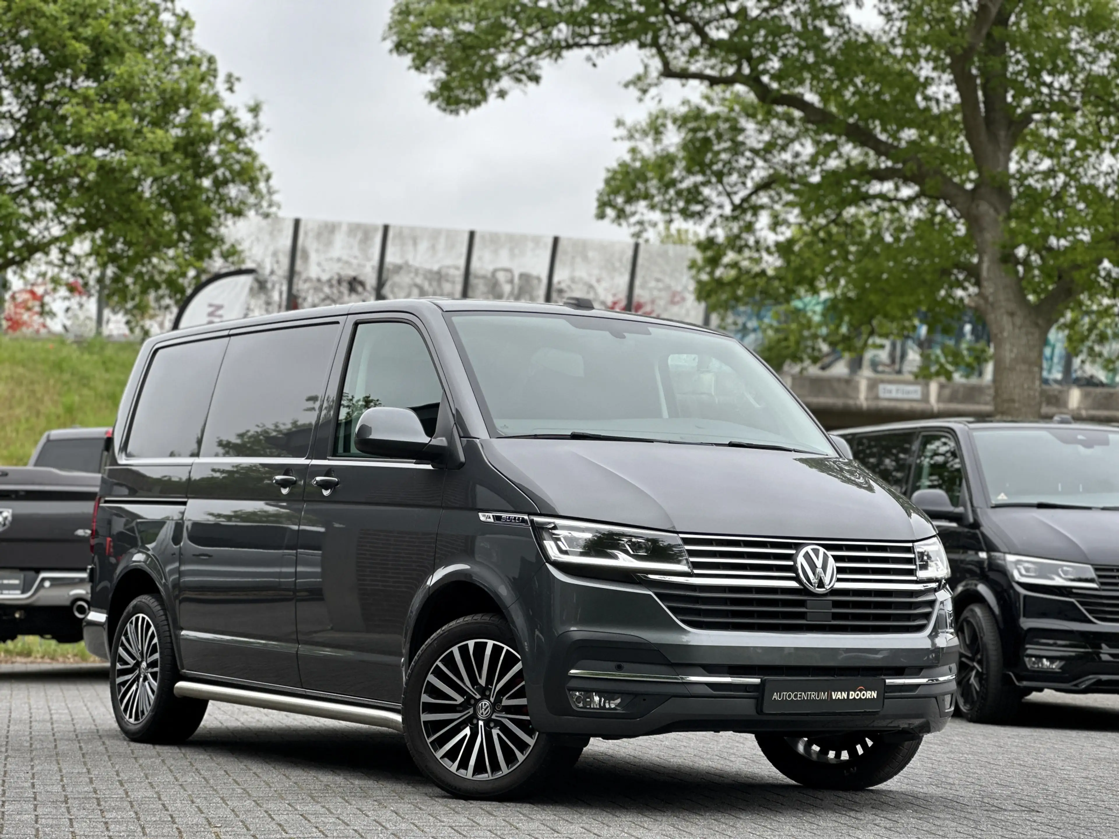 Volkswagen T6.1 Transporter 2.0 TDI | 110pk | Bulli | Digitale cockpit | Adapt — photo 2