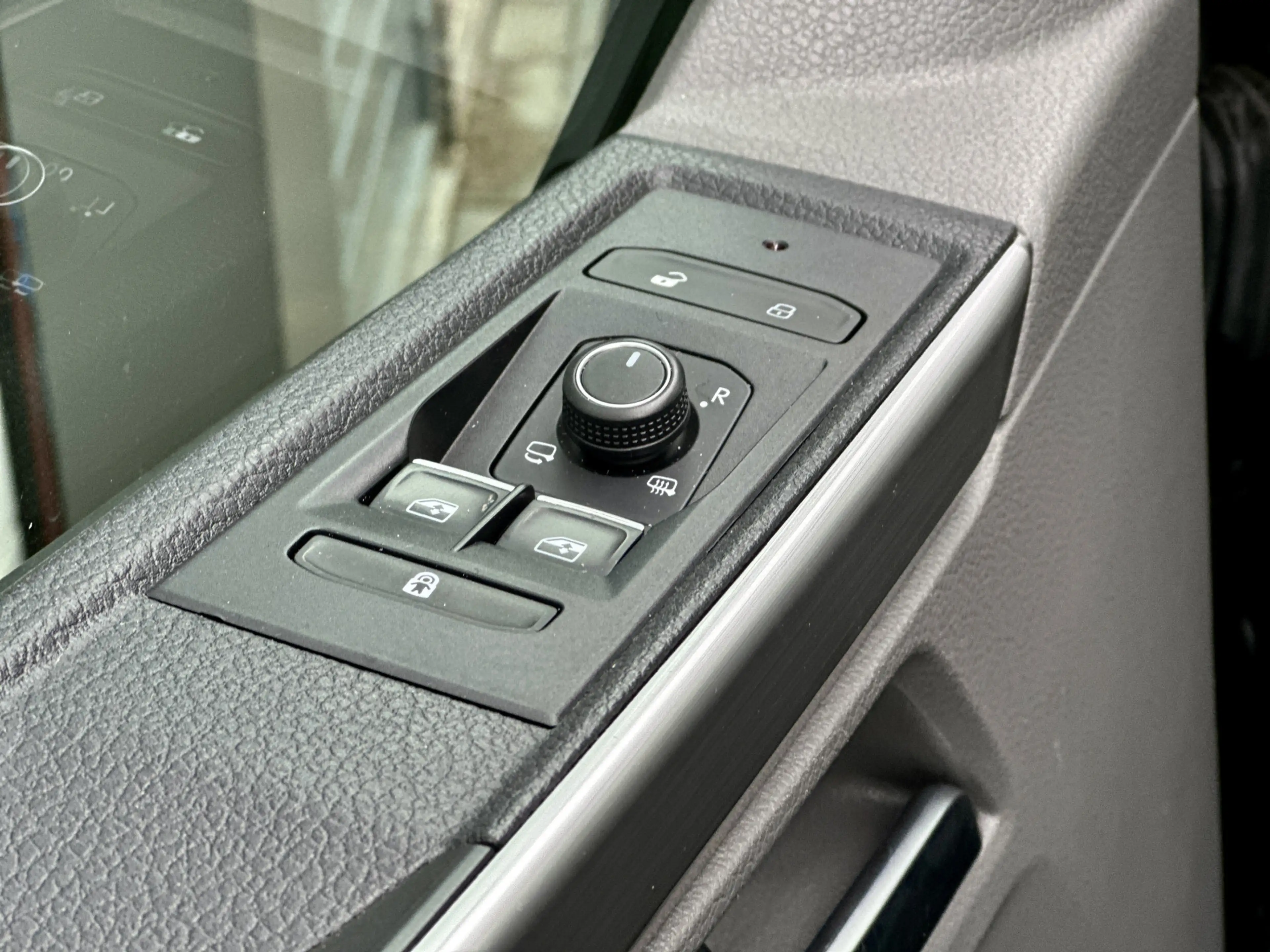 Volkswagen T6.1 Transporter 2.0 TDI | 110pk | Bulli | Digitale cockpit | Adapt — photo 24
