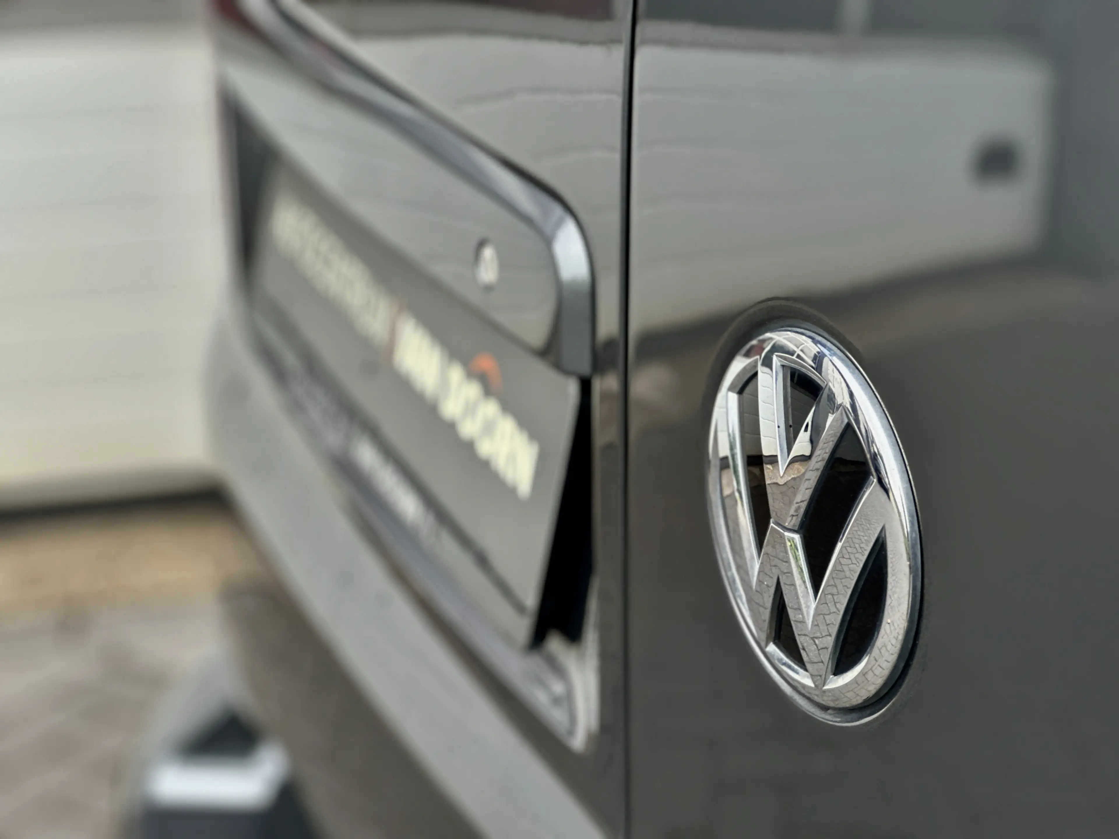 Volkswagen T6.1 Transporter 2.0 TDI | 110pk | Bulli | Digitale cockpit | Adapt — photo 18
