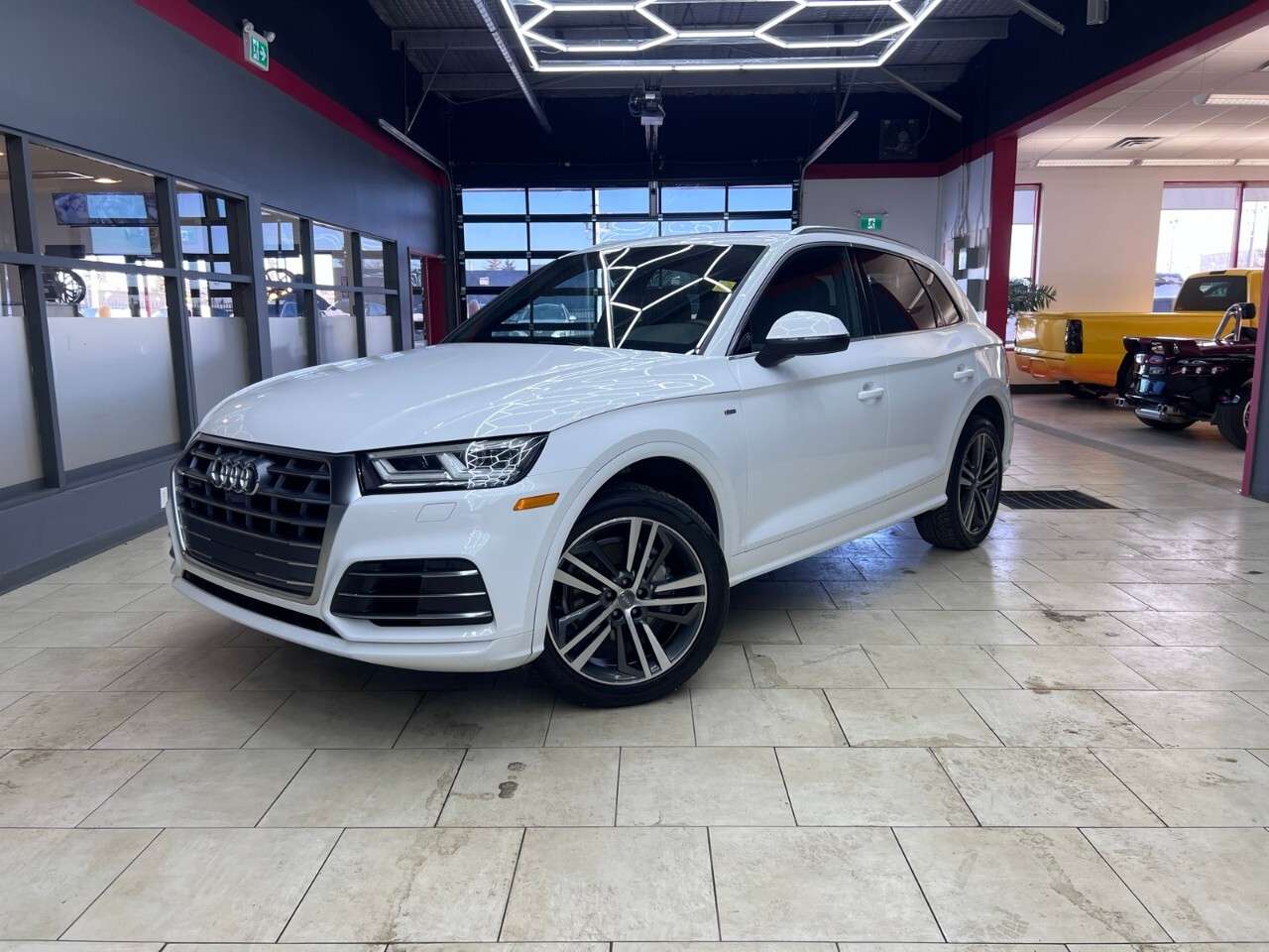 2020 Audi Q5 Technik 45 TFSI quattro