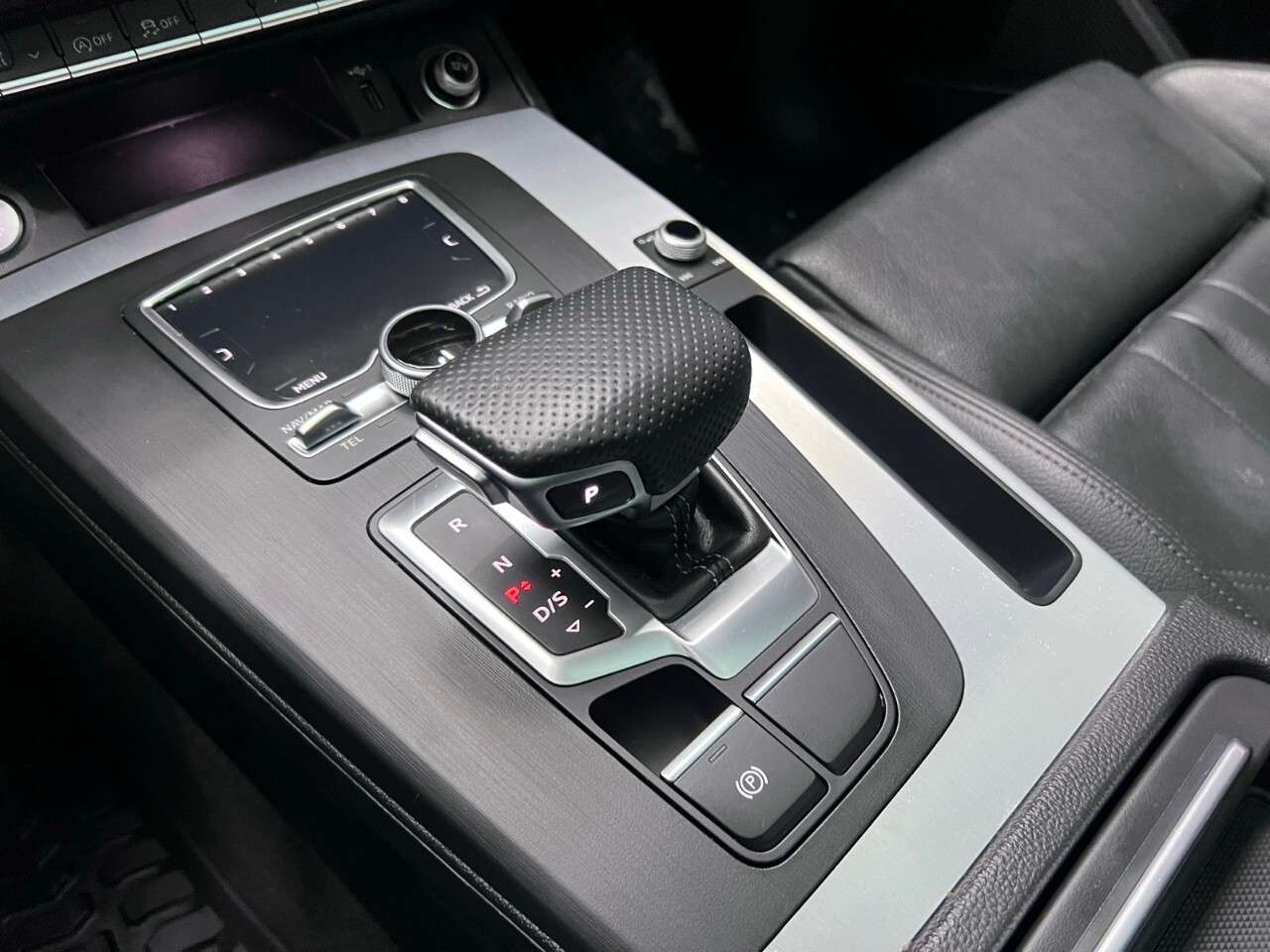 2020 Audi Q5 Technik 45 TFSI quattro thumb 29