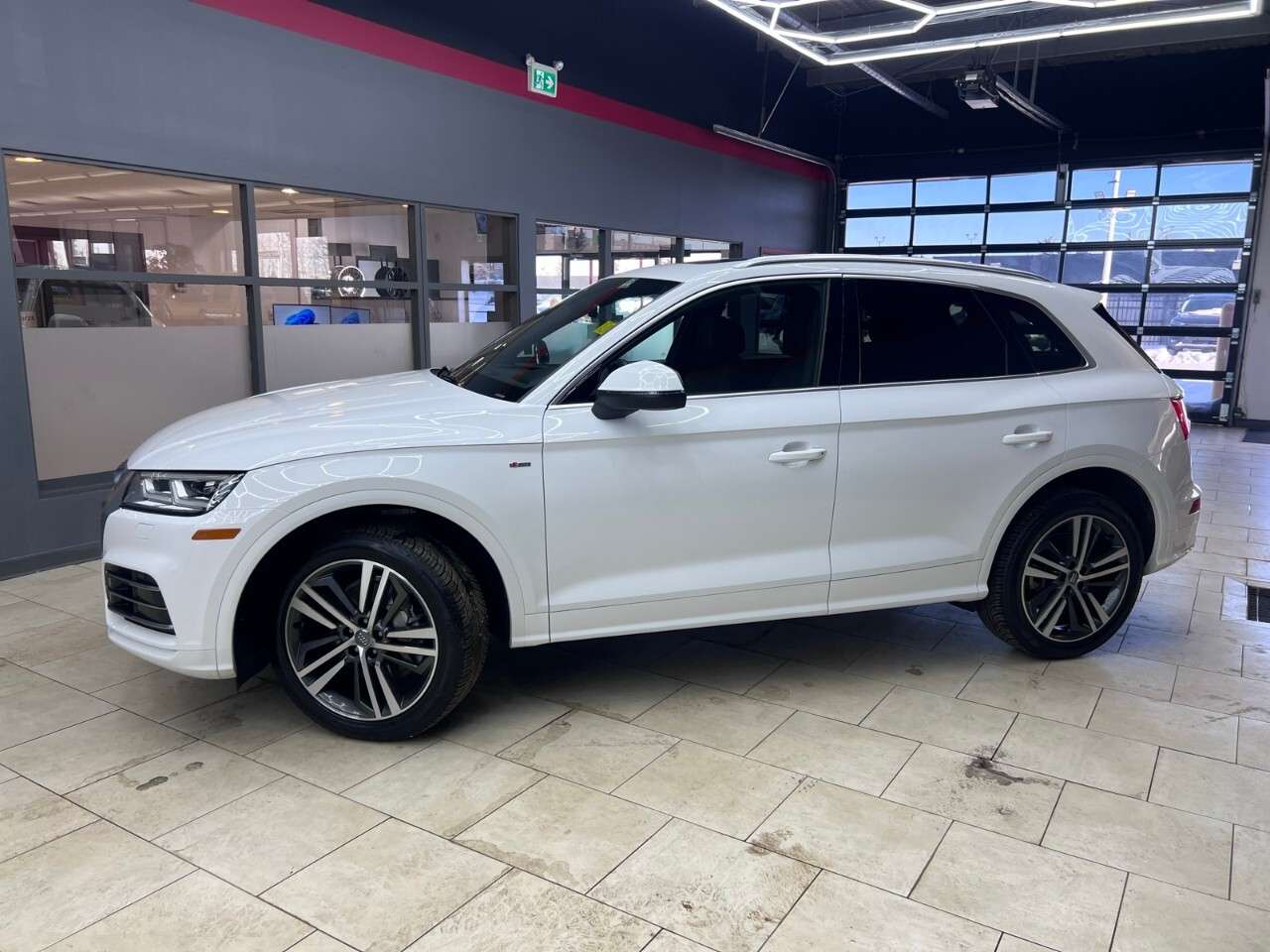 2020 Audi Q5 Technik 45 TFSI quattro alt 4