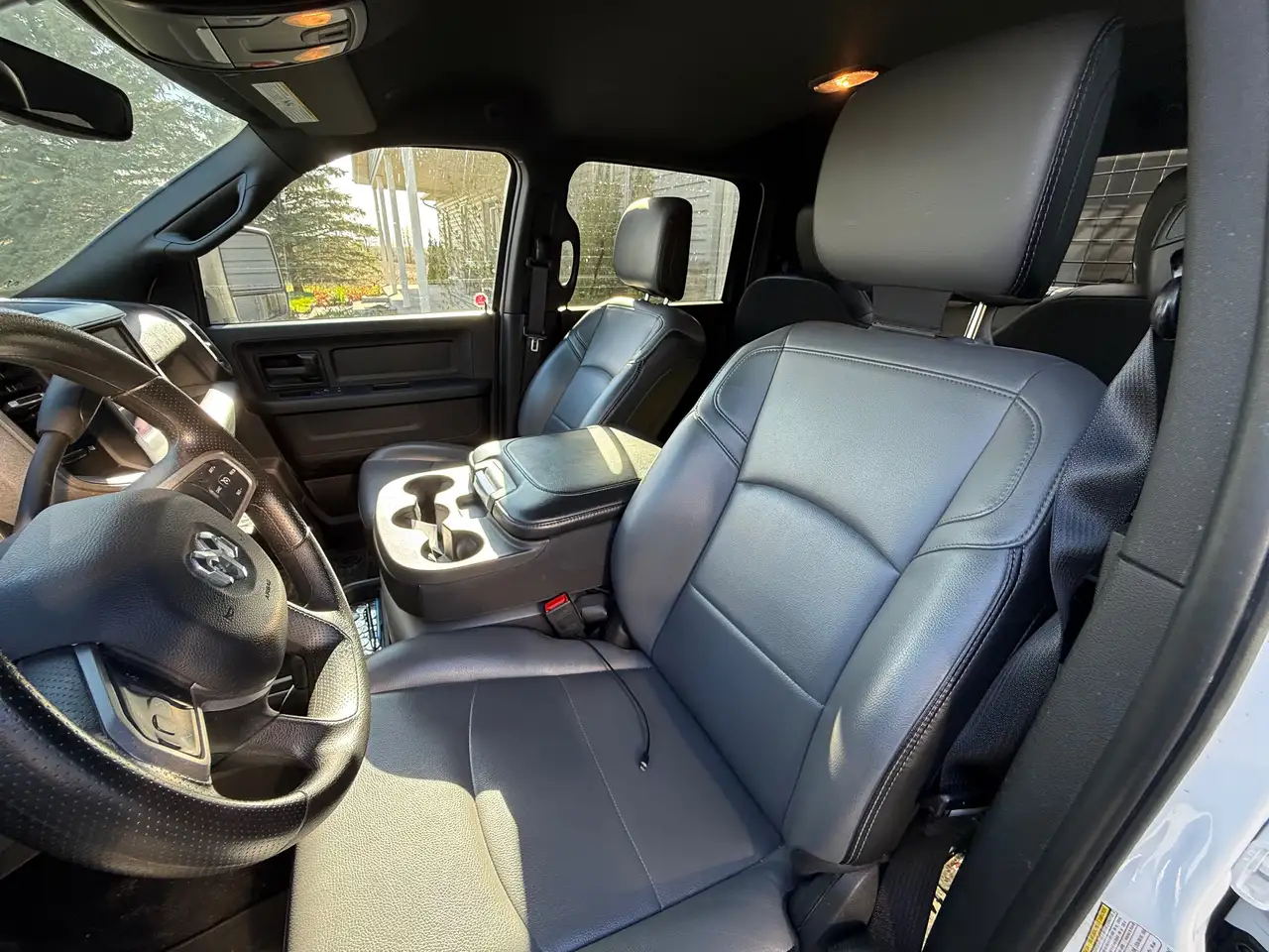 RAM 2500 снимка RAM 2500