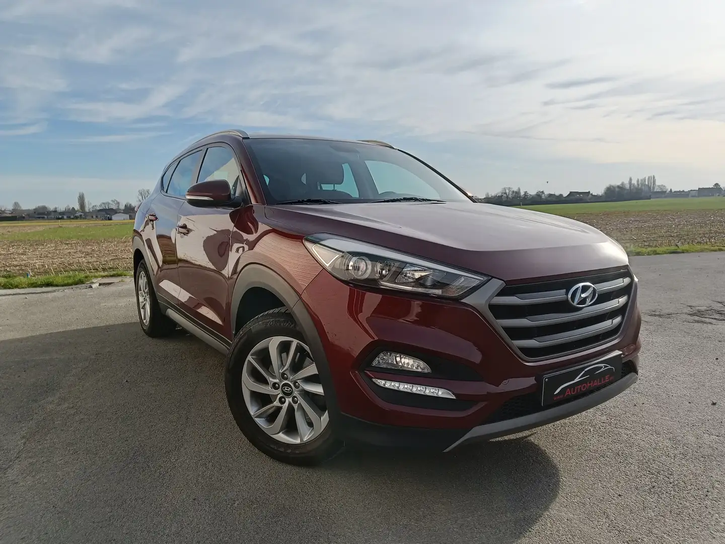 Hyundai TUCSON 1.6 GDi 2WD Style benzine/essence EURO 6 - AIRCO Rood - 1