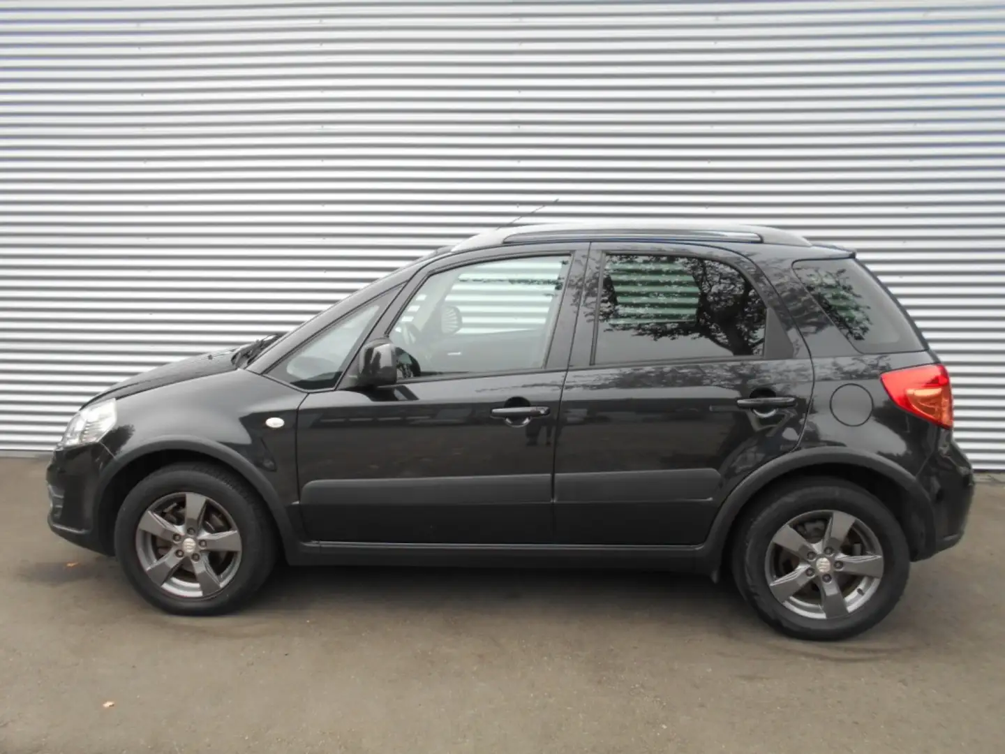 Suzuki SX4 | Airco | 1.6 Limited Zwart - 2