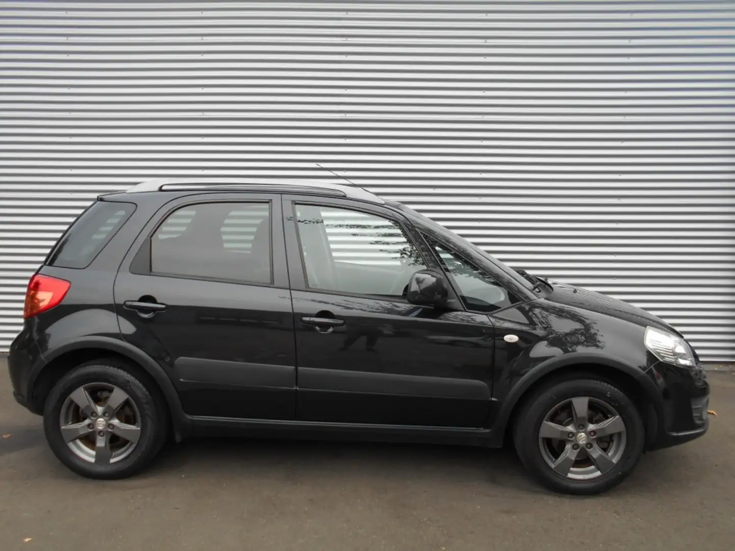 Suzuki SX4 | Airco | 1.6 Limited Zwart - 1