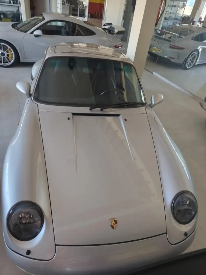 Porsche 993 Turbo (993) - 1