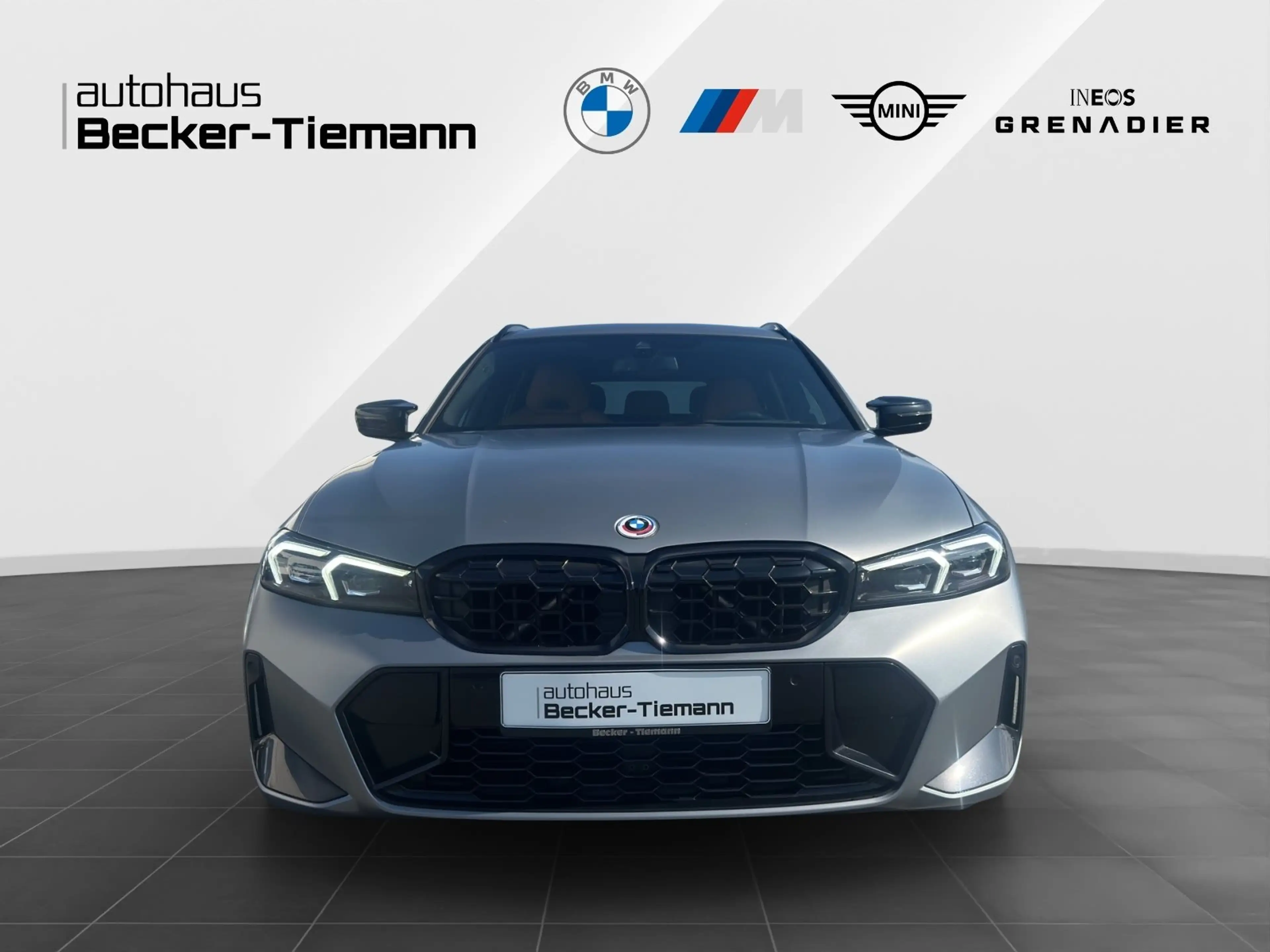 BMW M3 40i xDrive Touring M Sportpaket Pro — photo 2