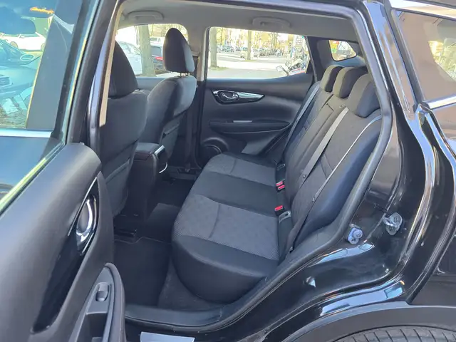 Nissan Qashqai view 9