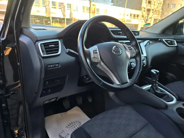 Nissan Qashqai view 6