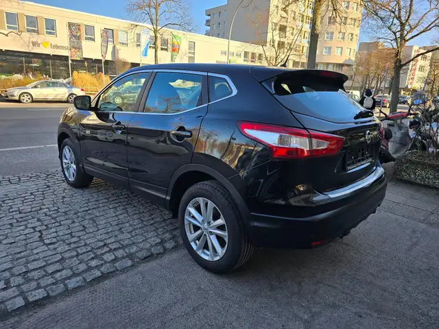 Nissan Qashqai view 3