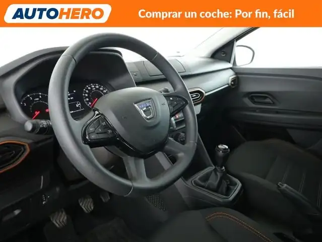 Dacia Sandero view 12