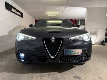 Stelvio  2.2 t Executive Q4 210cv auto