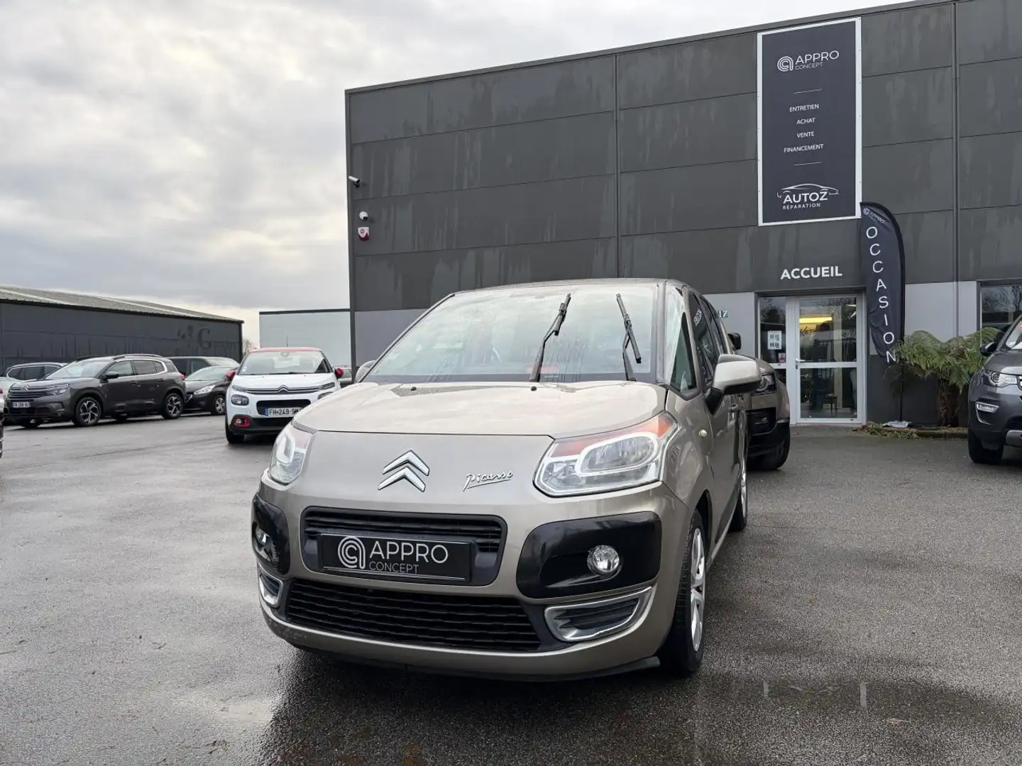 Citroen C3 Picasso C3 Picasso 1.6 HDi 16V - 90 Confort PHASE 1 Beige - 1