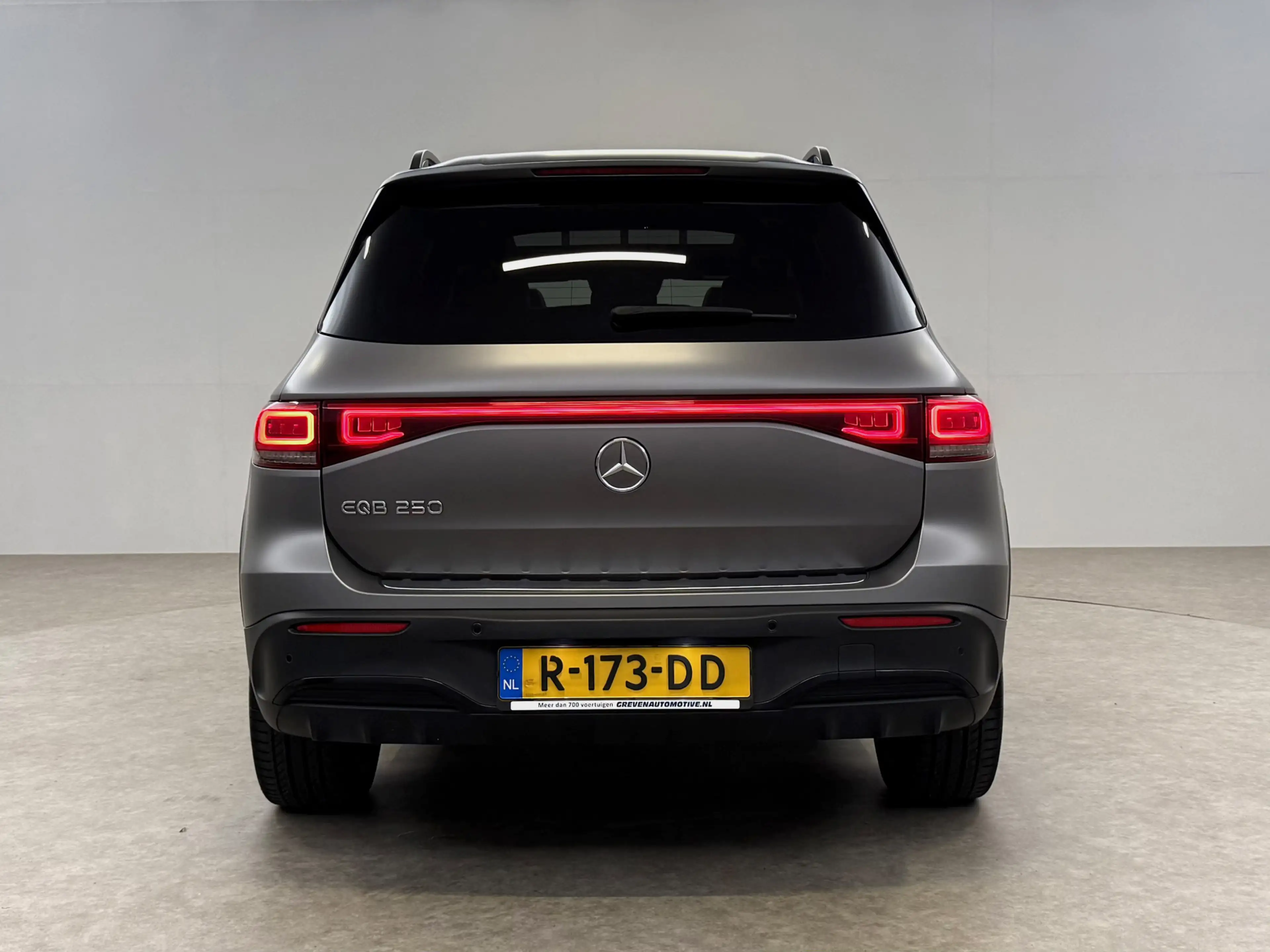 Mercedes-Benz EQB 250 250 AMG Line 67 kWh | Snelladen | SOH 96% | Pano | — photo 10