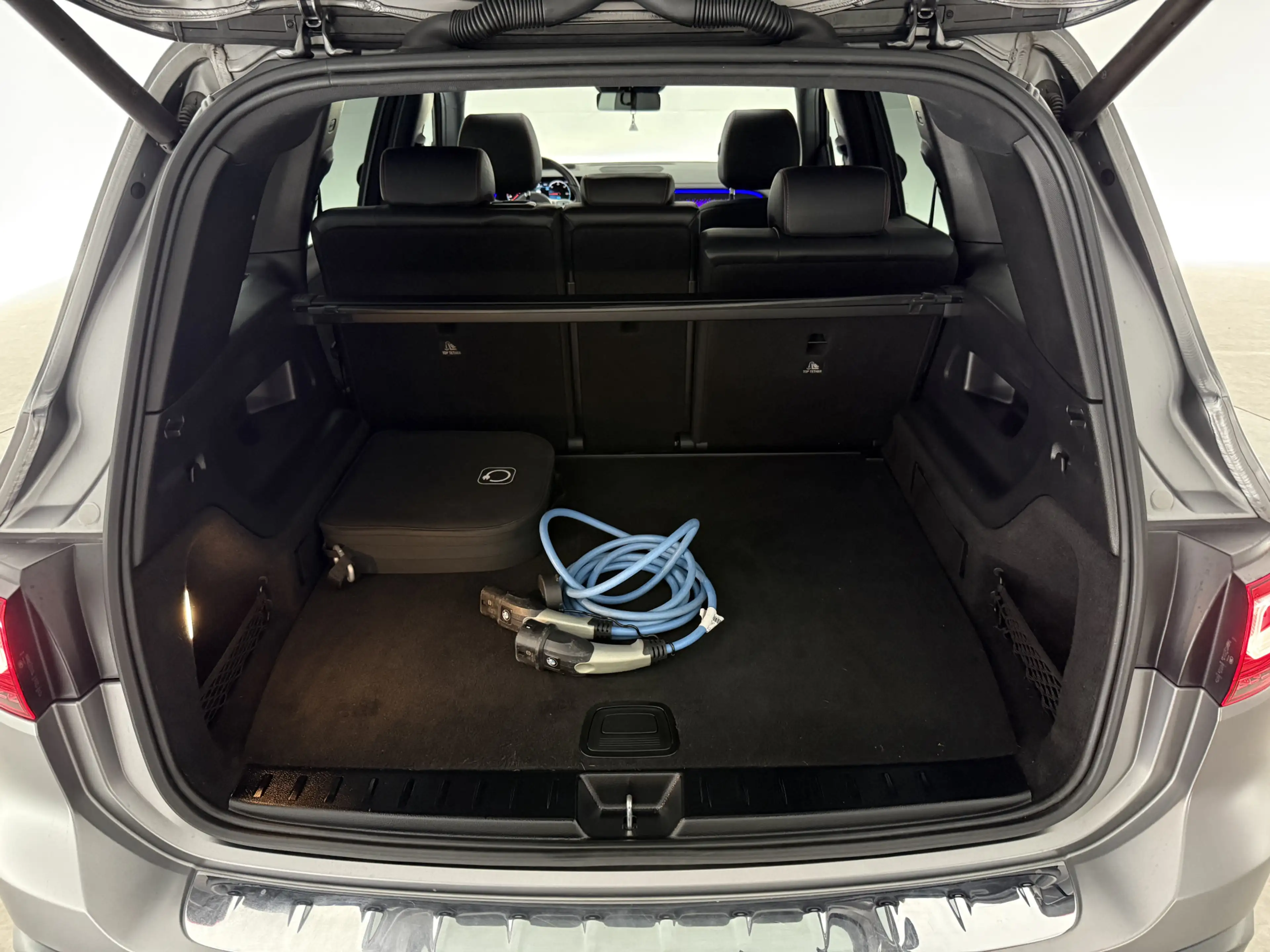 Mercedes-Benz EQB 250 250 AMG Line 67 kWh | Snelladen | SOH 96% | Pano | — photo 35