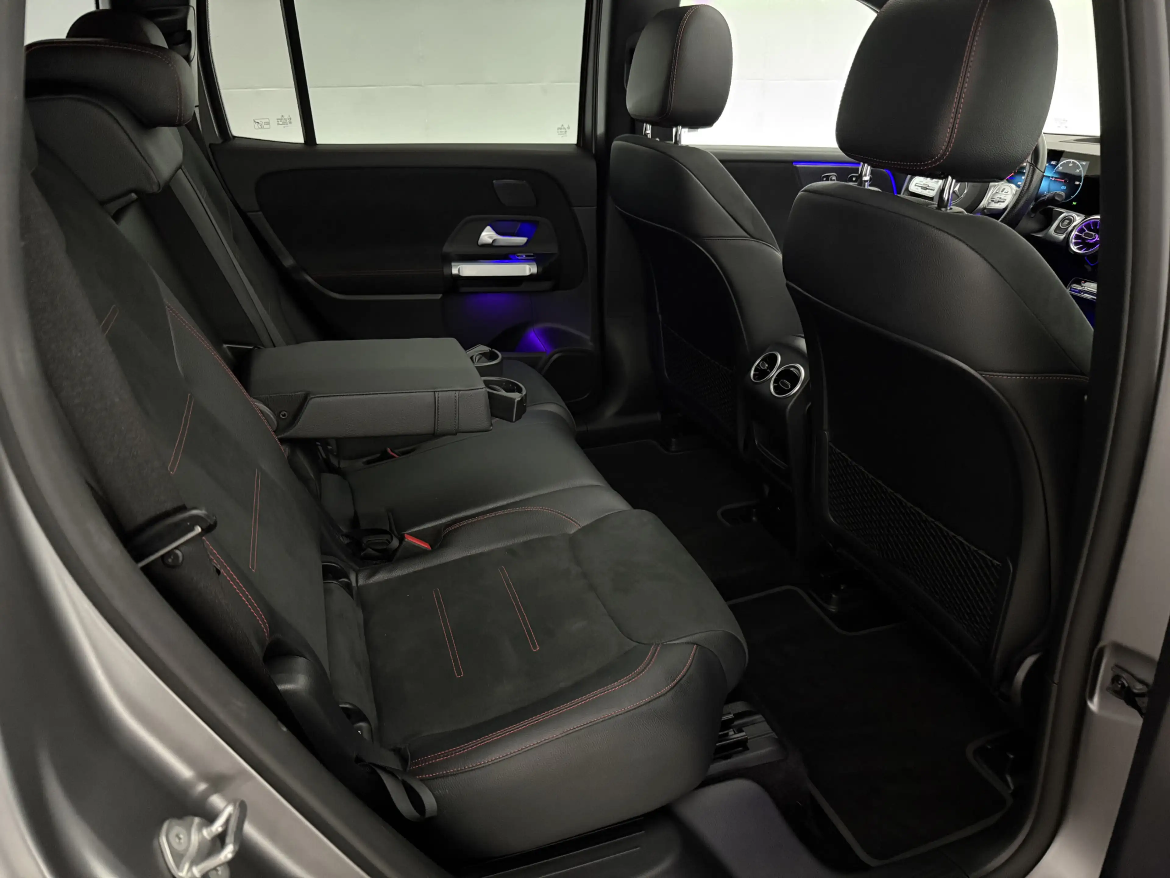 Mercedes-Benz EQB 250 250 AMG Line 67 kWh | Snelladen | SOH 96% | Pano | — photo 47
