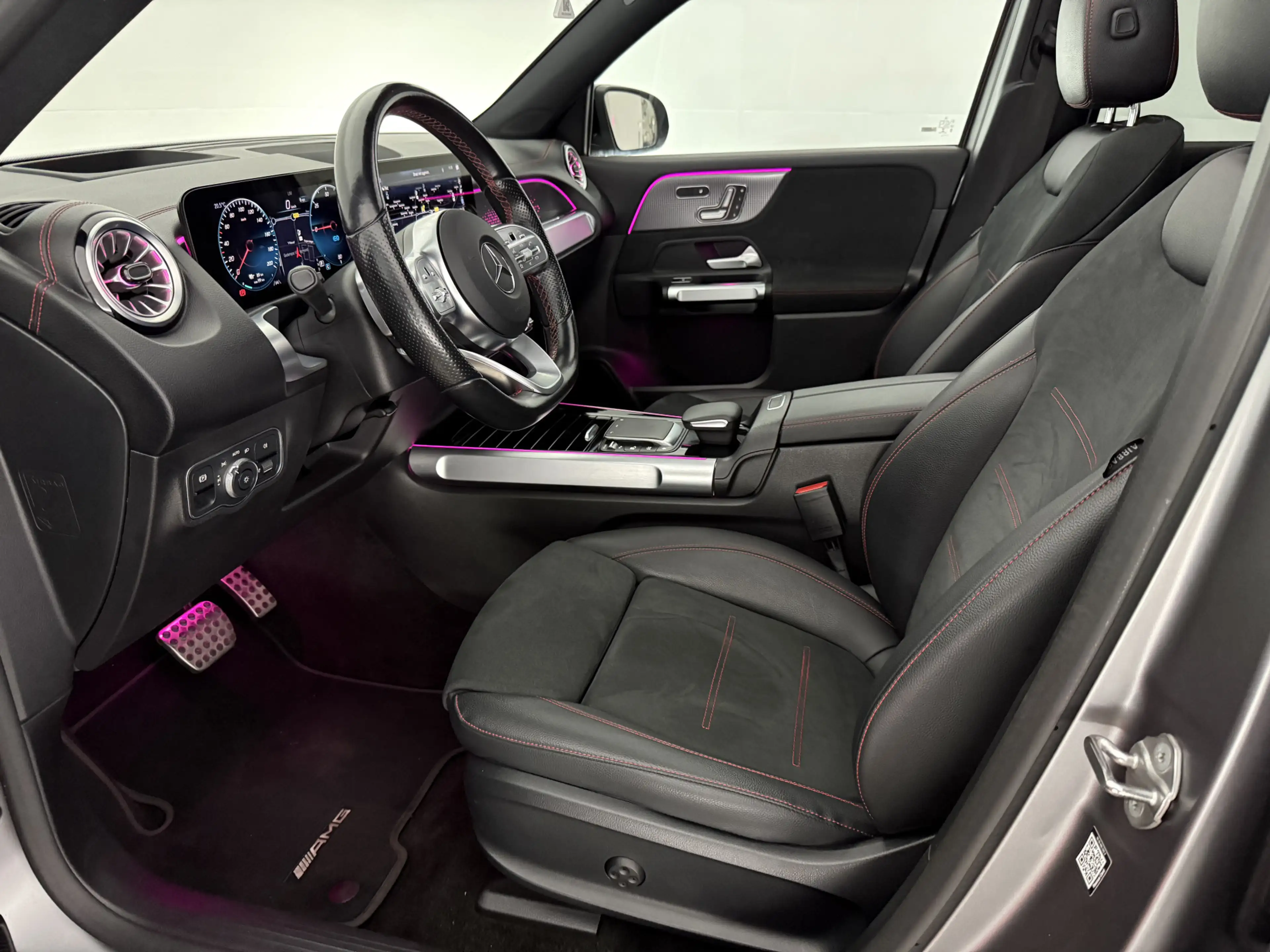 Mercedes-Benz EQB 250 250 AMG Line 67 kWh | Snelladen | SOH 96% | Pano | — photo 45