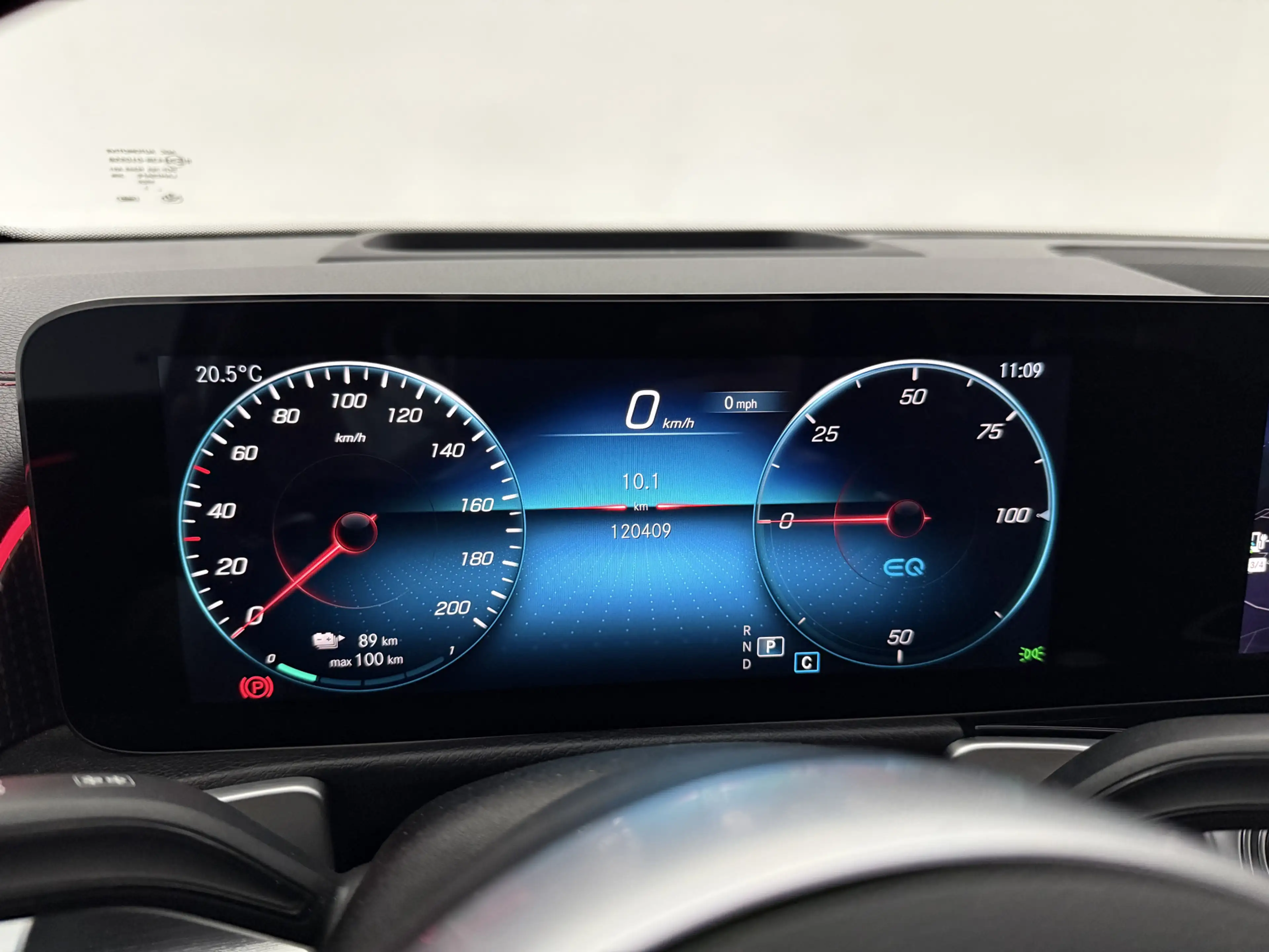 Mercedes-Benz EQB 250 250 AMG Line 67 kWh | Snelladen | SOH 96% | Pano | — photo 27