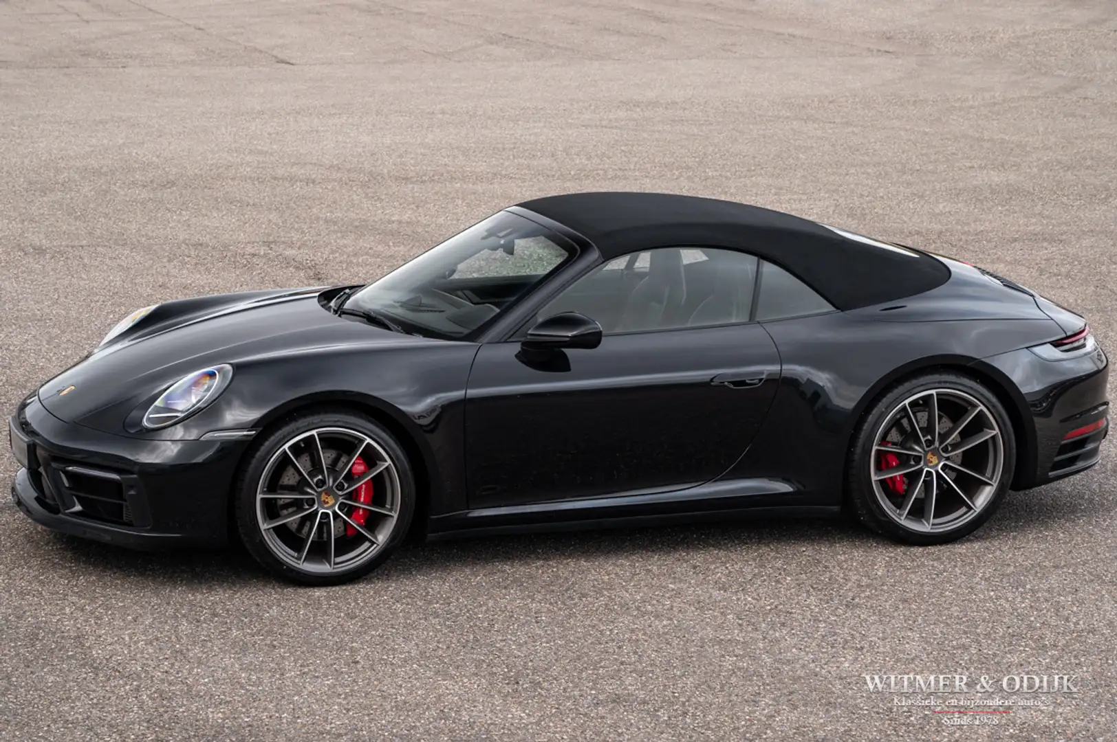 Porsche 992 Cabrio 3.0 Carrera 4 S Sport Design, sp. uitlaat, Schwarz - 1