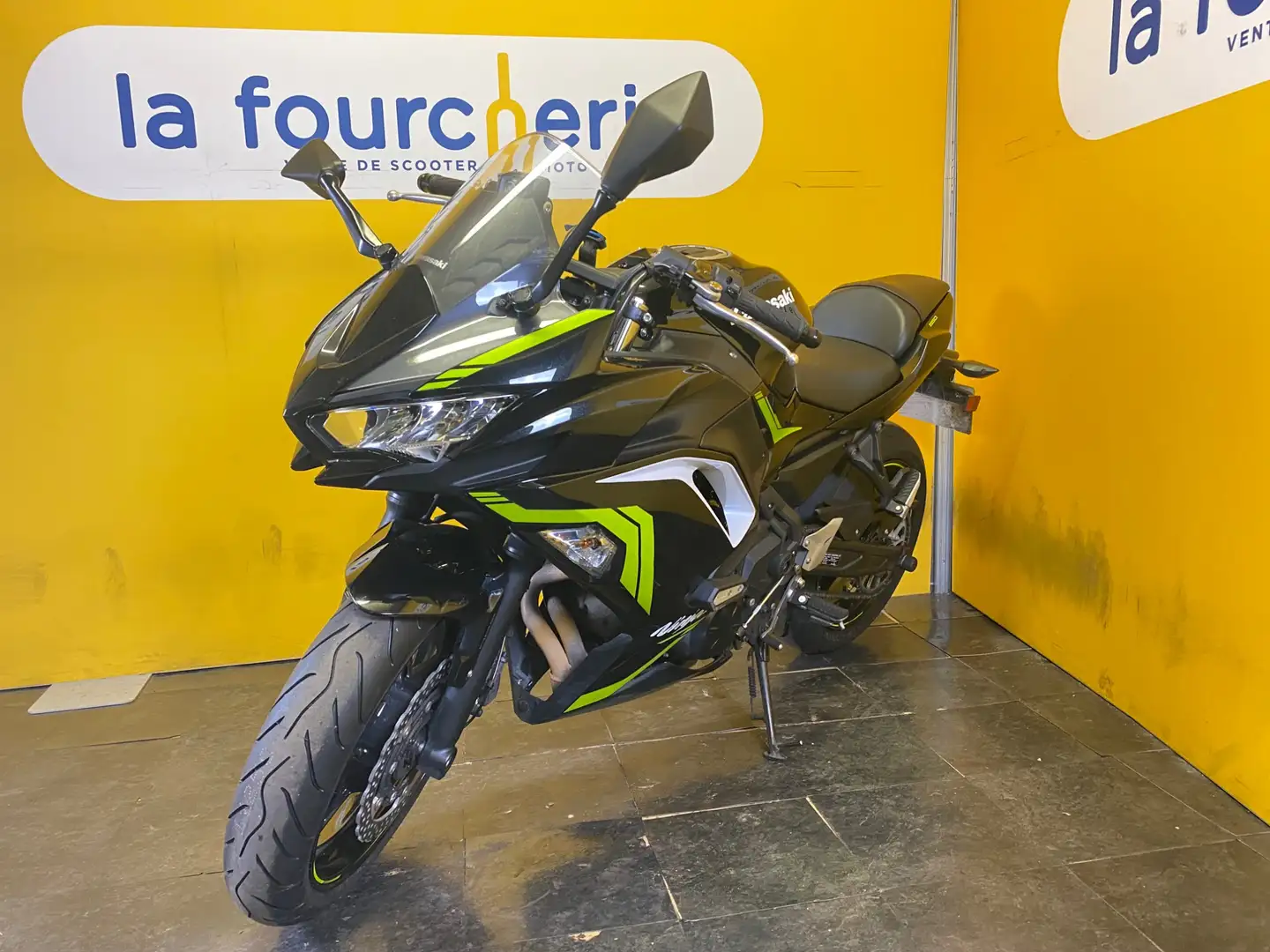 Kawasaki Ninja 650 Noir - 1