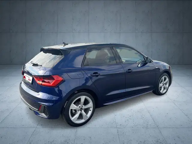 Audi A1 view 5