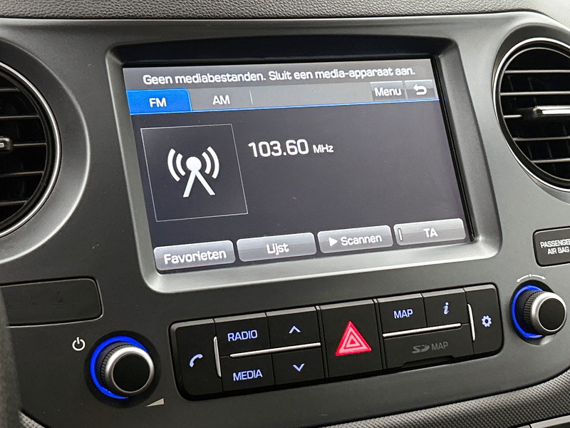 Hyundai i10 1.0i Comfort | Cruise Control | Navigatie | Airco — photo 19