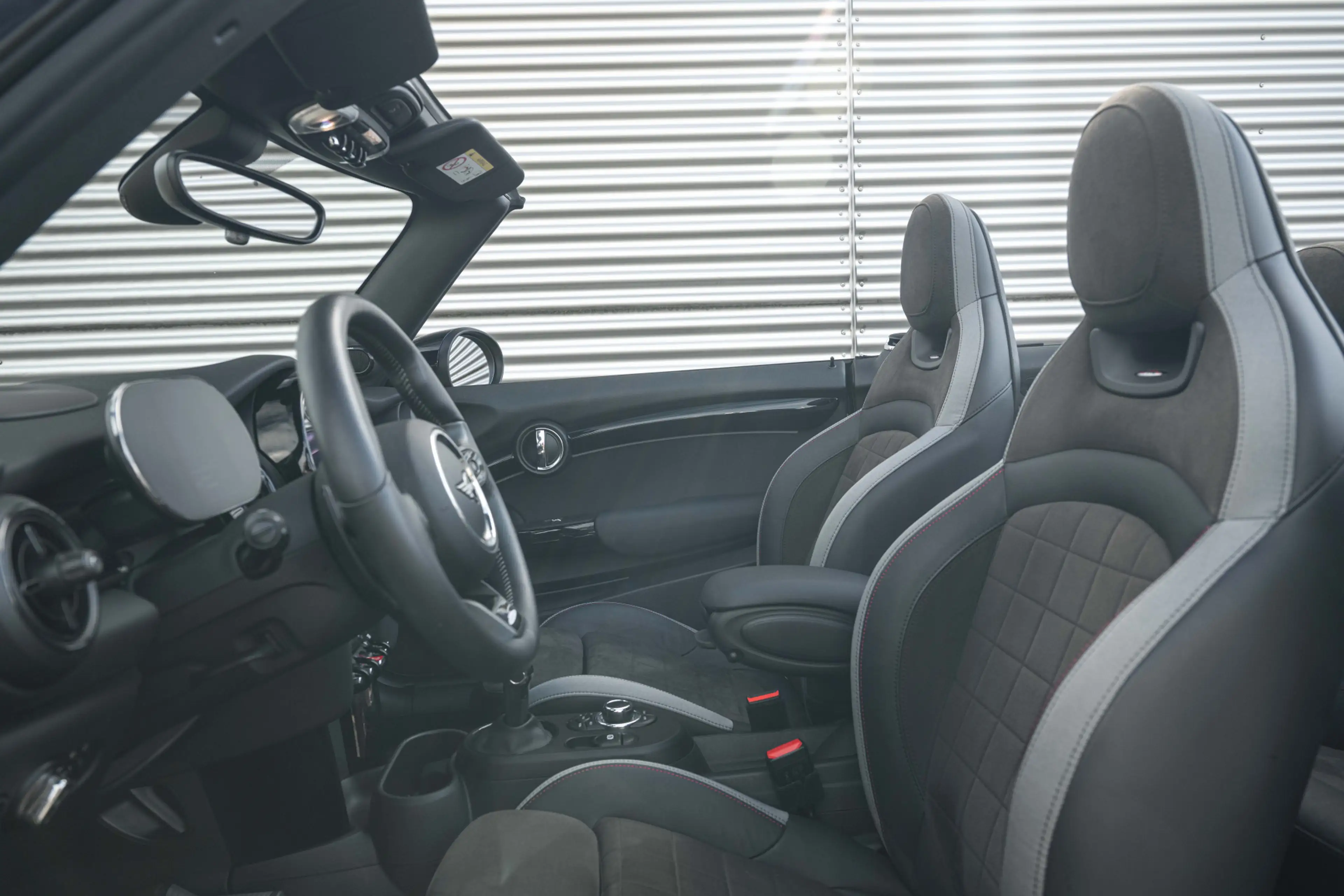 MINI John Cooper Works Cabrio S Rockingham GT JCW Automaat / Achteruitrijcamera — photo 4