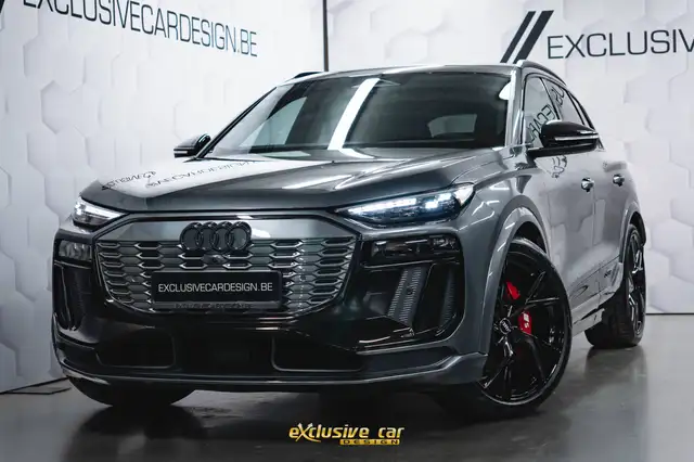 Audi SQ6 e-tron 100 kWh Quattro Edition one grey /Pack Platinum/Pack Winter/Trekhaak/OLED/Matrix/Panodak/360°Camera/Massage/HUD/ACC/B&O/