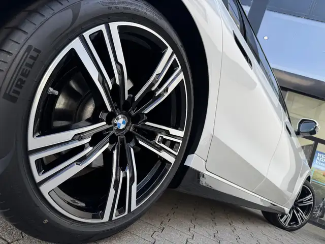 BMW M view 3