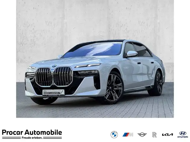 BMW M main image