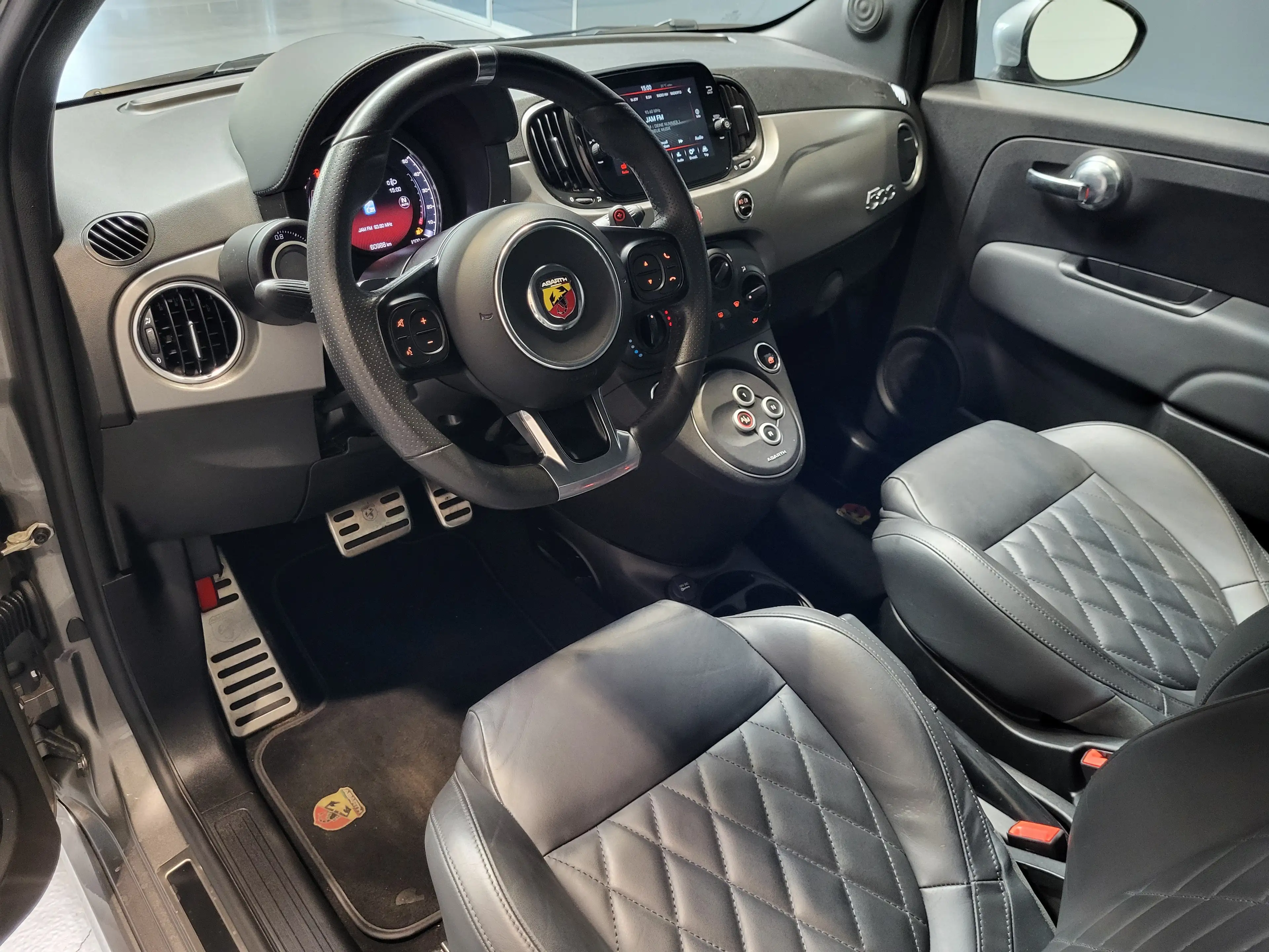 Abarth 595 1.4 Turbo Style *Navi| Xenon| Leder* — photo 6