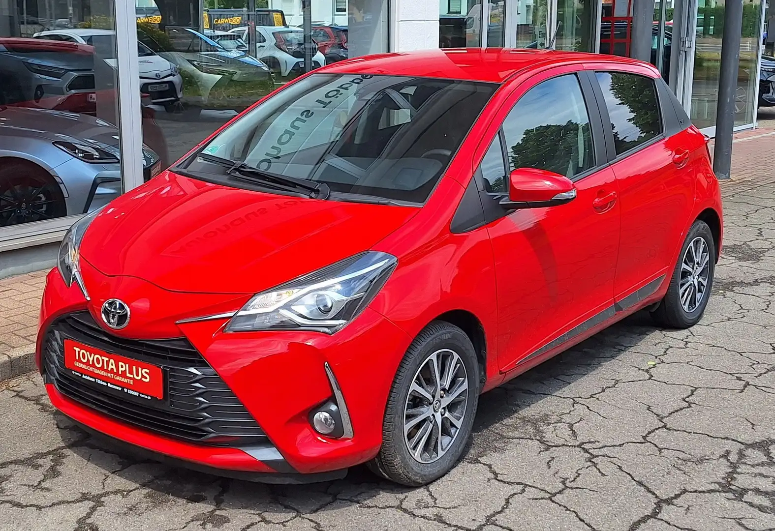 Toyota Yaris Y20 Club + Plus Paket + WKR + Garantie Rot - 2