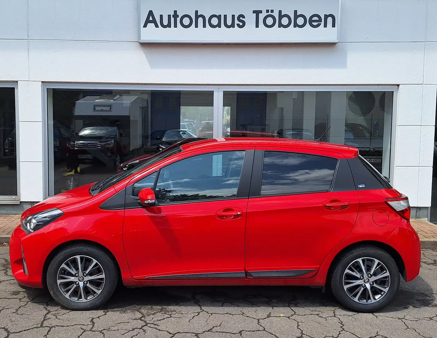 Toyota Yaris Y20 Club + Plus Paket + WKR + Garantie Rot - 1