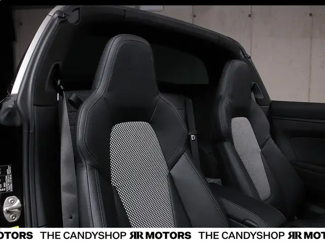 Porsche 911 Targa 4 GTS Edition 50 Jahre Porsche Design *Nr... Ansicht 24