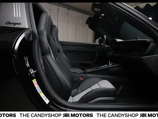 Porsche 911 Targa 4 GTS Edition 50 Jahre Porsche Design *Nr... Ansicht 23