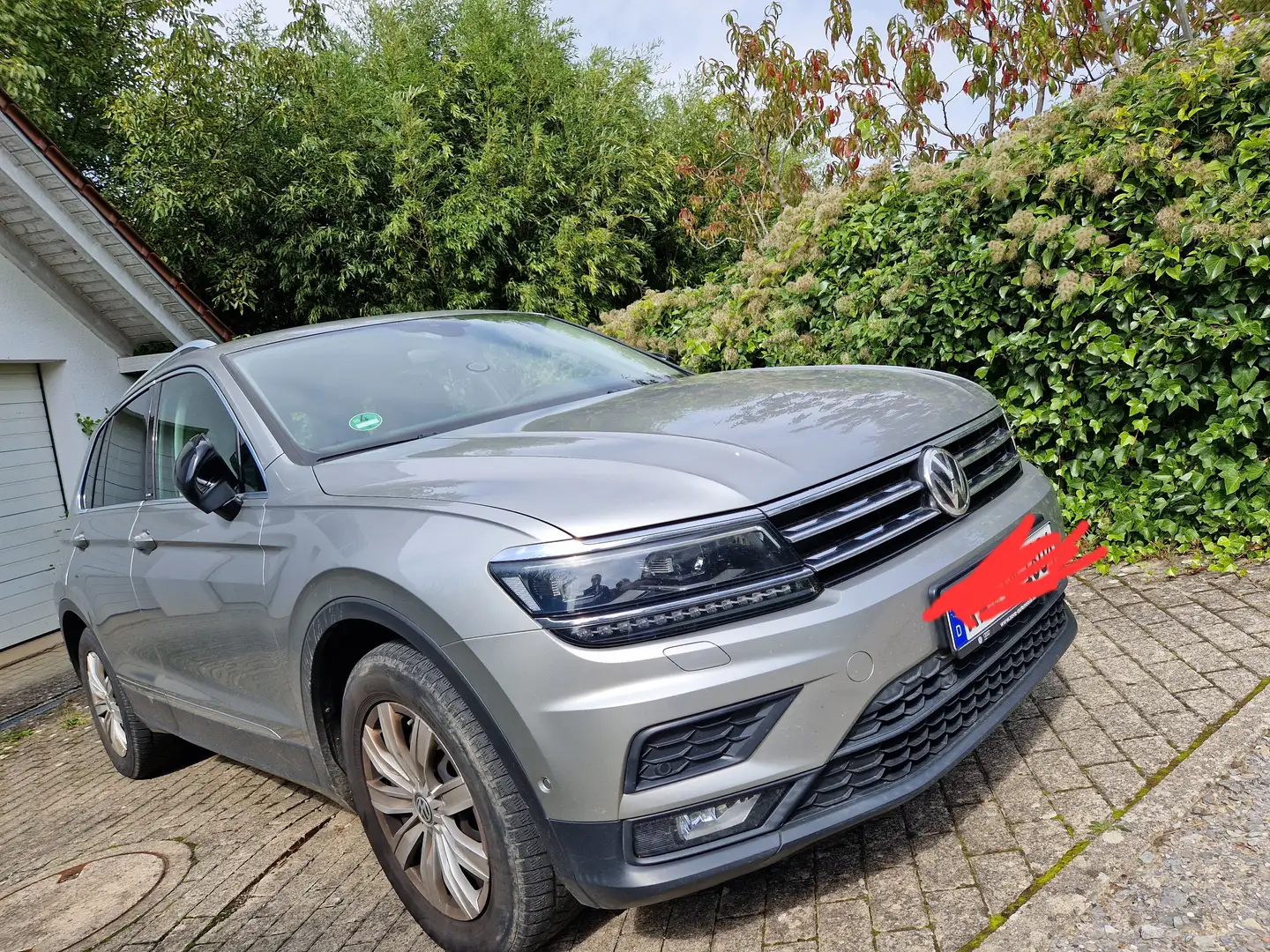 Volkswagen Tiguan Tiguan 2.0 TDI Gold - 1