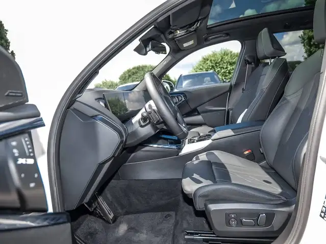 BMW X3 view 9